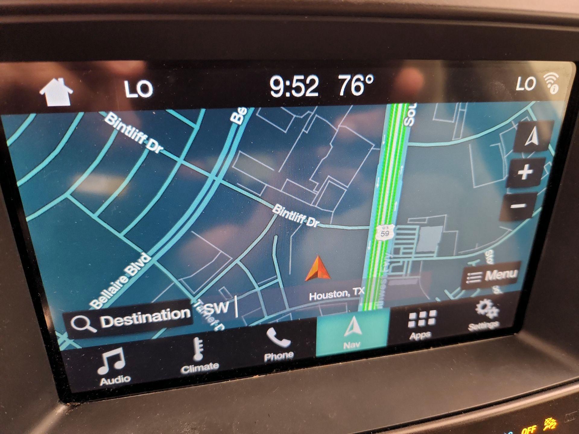 Thumbnail: 2018 Ford Explorer - 14