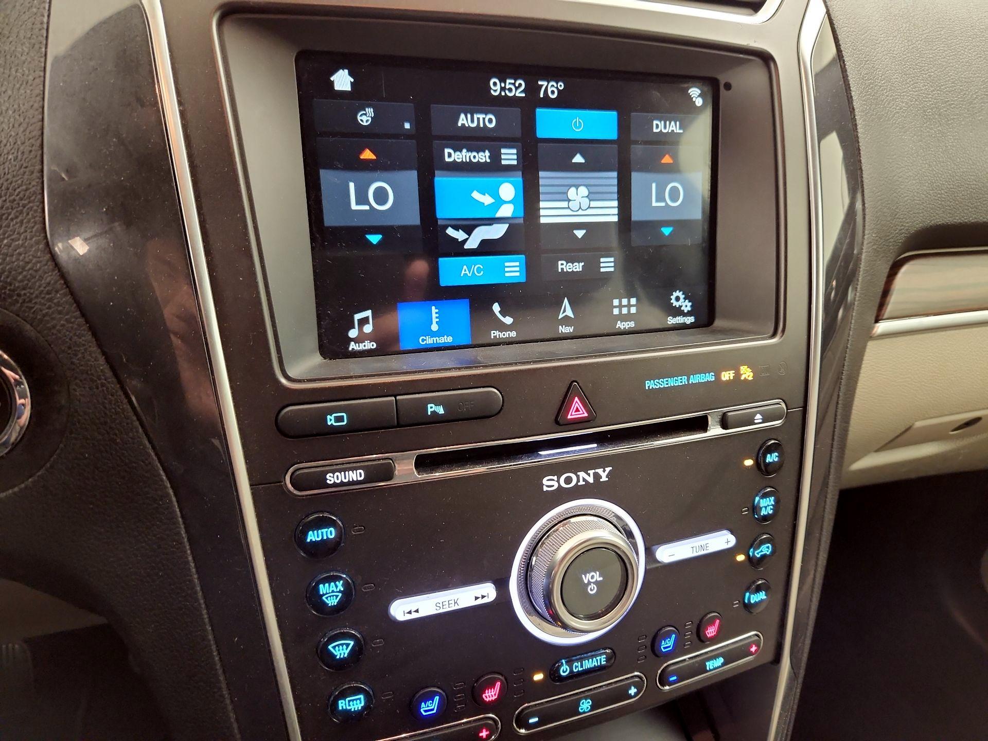 Thumbnail: 2018 Ford Explorer - 17