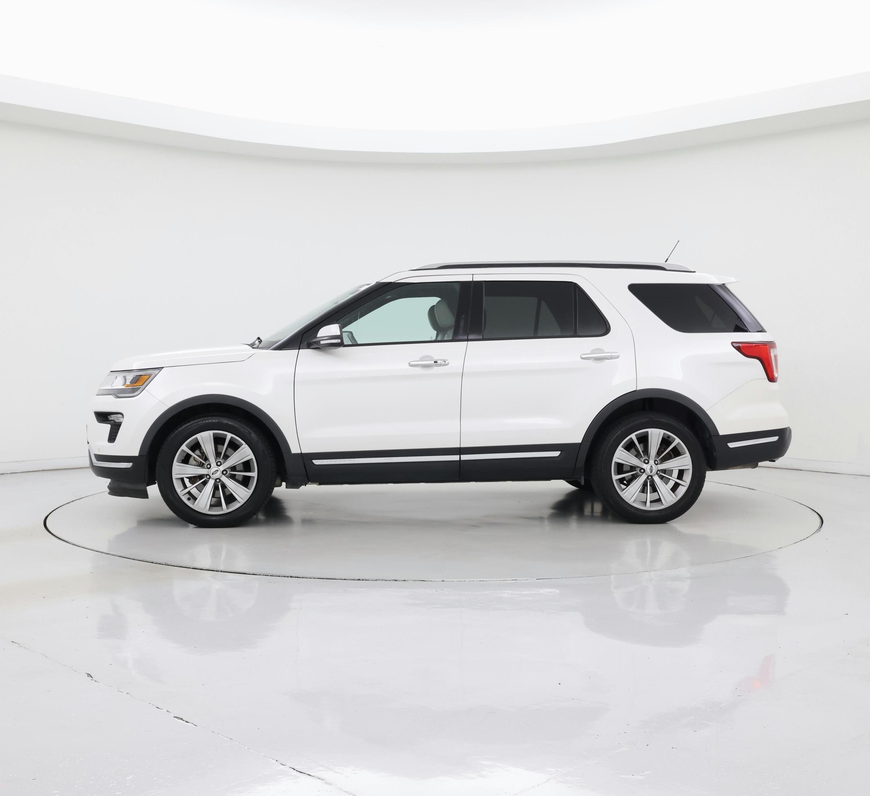 Thumbnail: 2018 Ford Explorer - 3