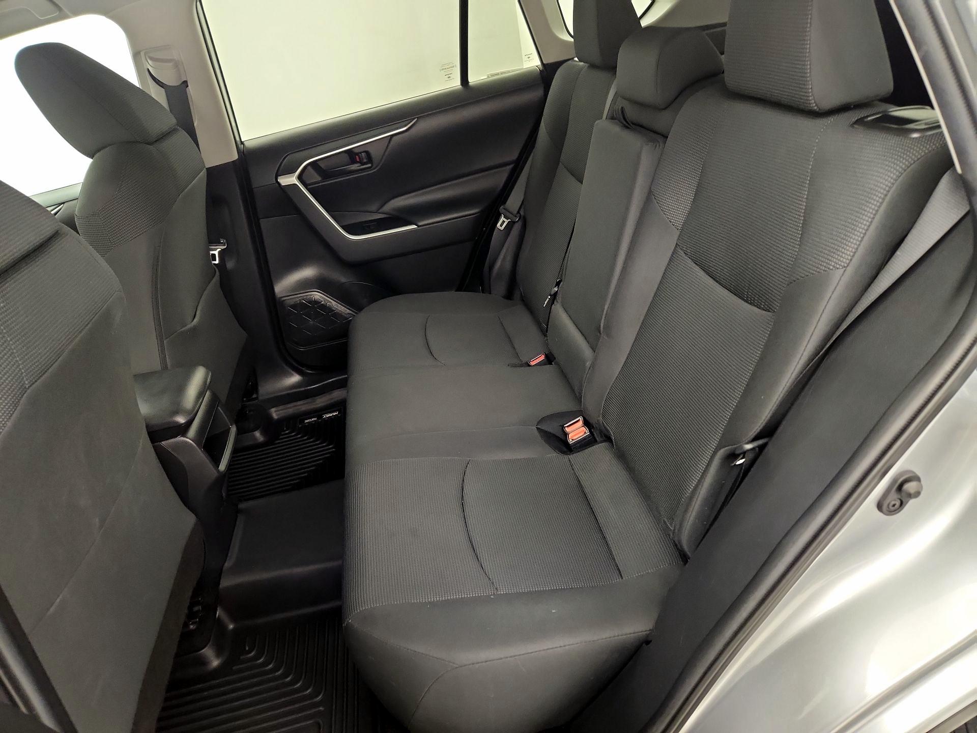 Thumbnail: 2021 Toyota RAV4 - 19