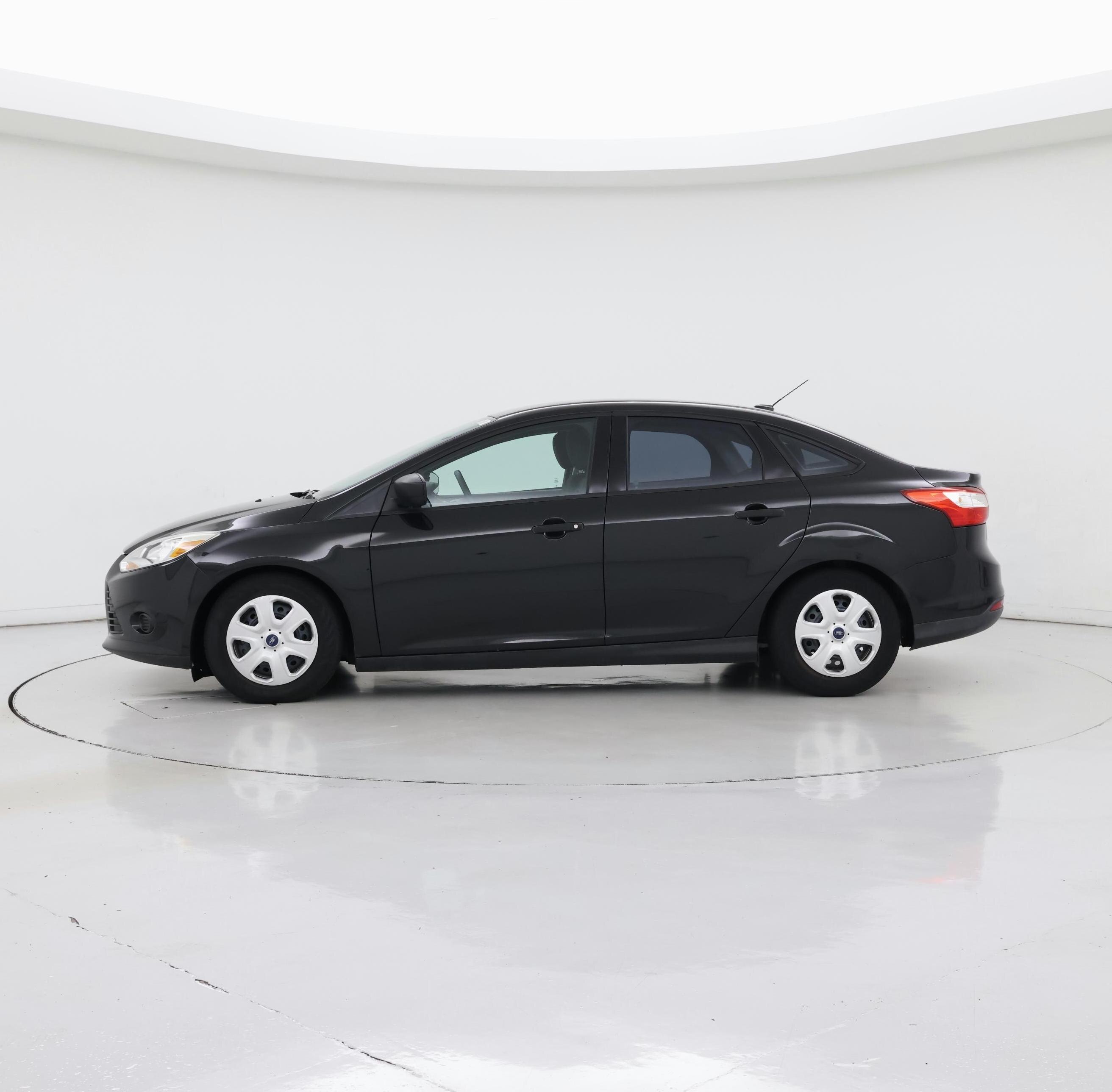 Thumbnail: 2014 Ford Focus - 3