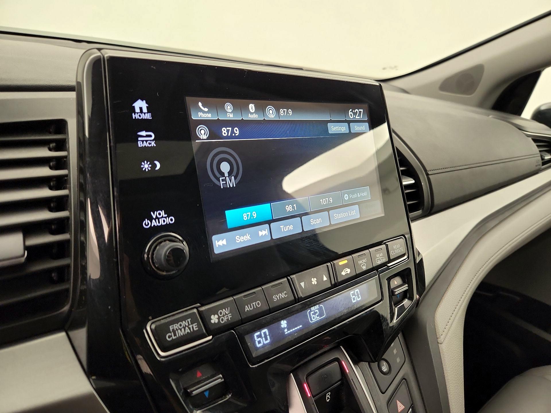 Thumbnail: 2019 Honda Odyssey - 15
