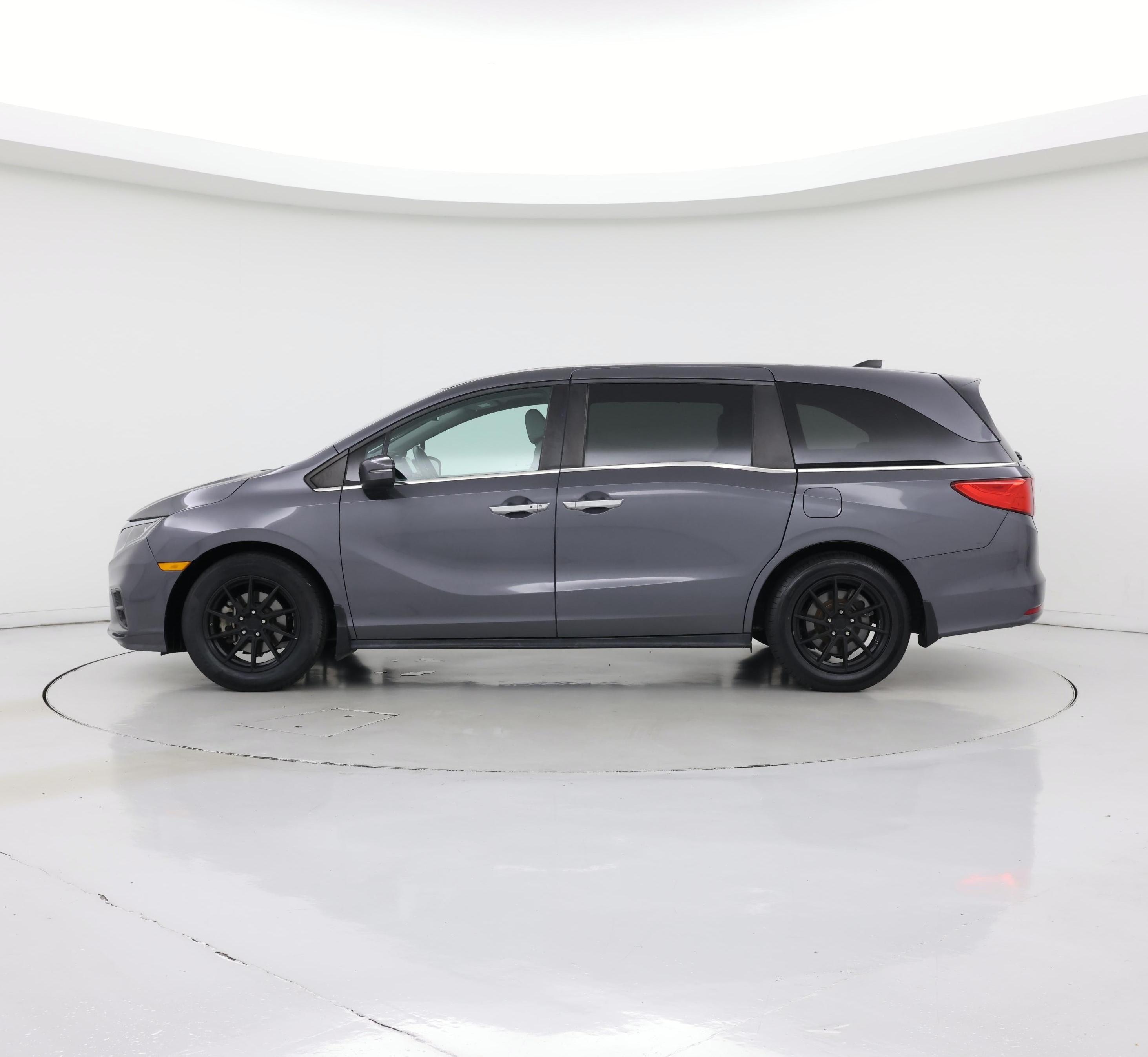 Thumbnail: 2019 Honda Odyssey - 3