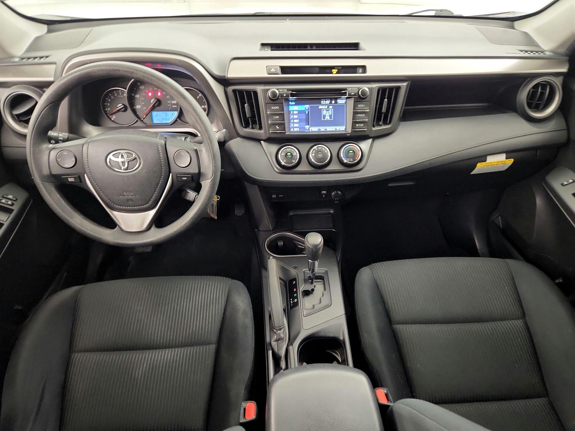 Thumbnail: 2016 Toyota RAV4 - 9