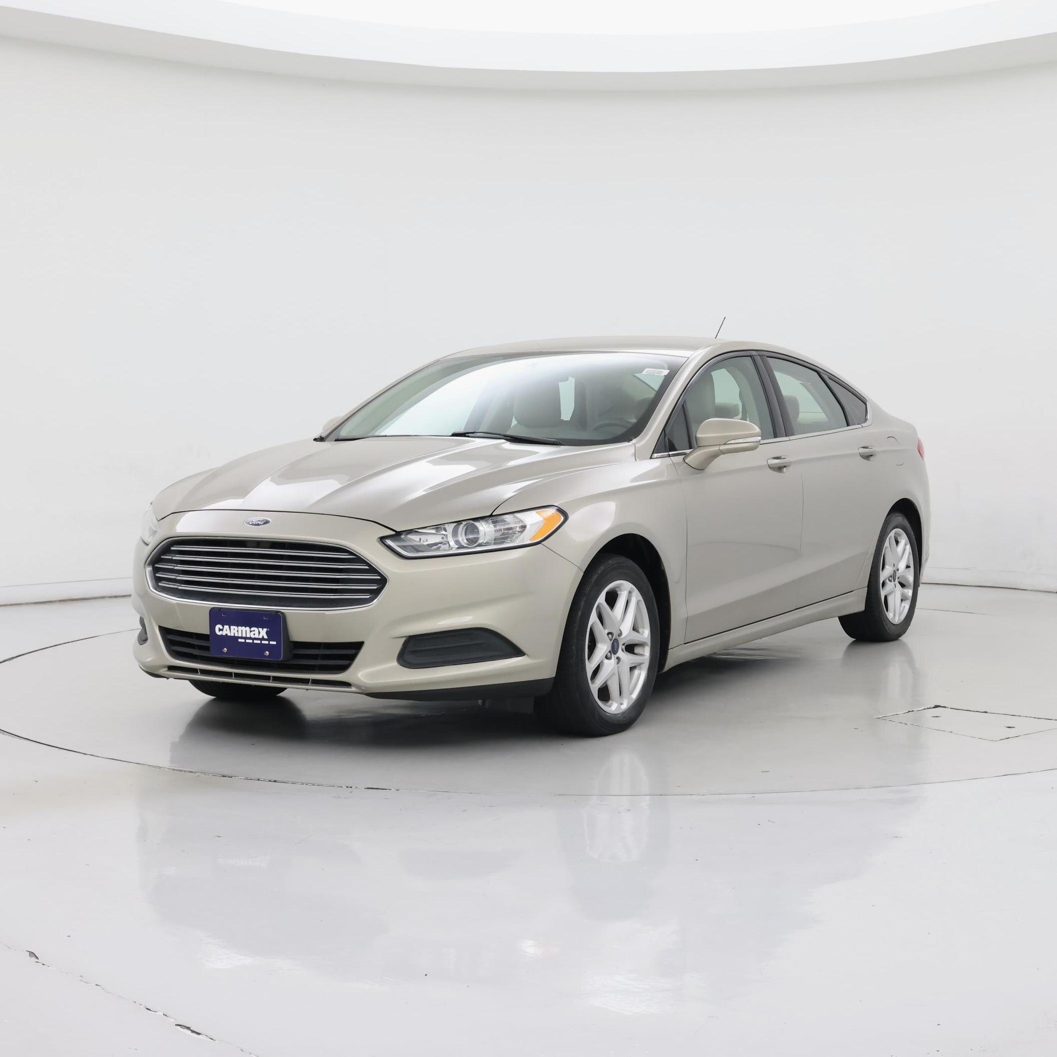Thumbnail: 2015 Ford Fusion - 4