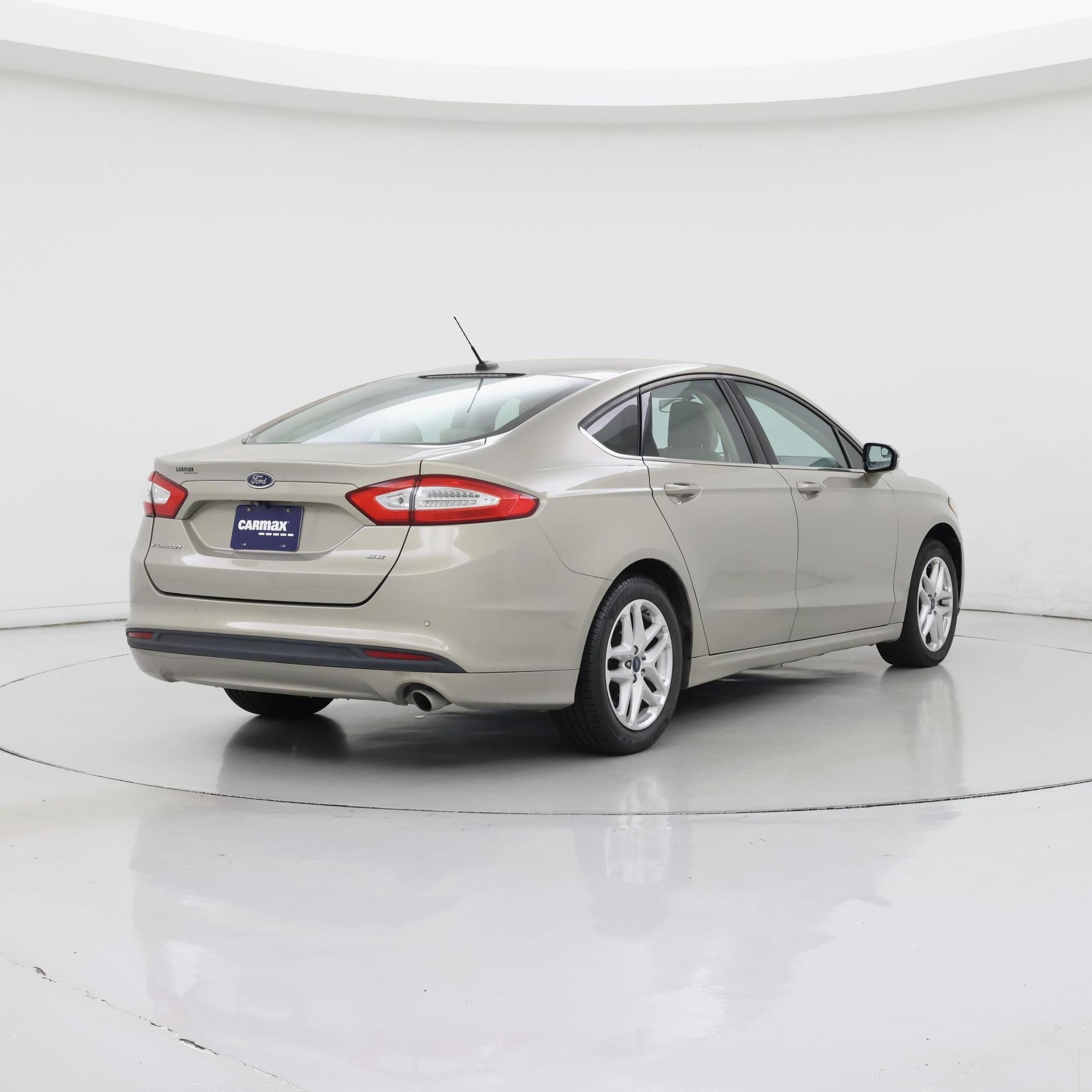 Thumbnail: 2015 Ford Fusion - 8