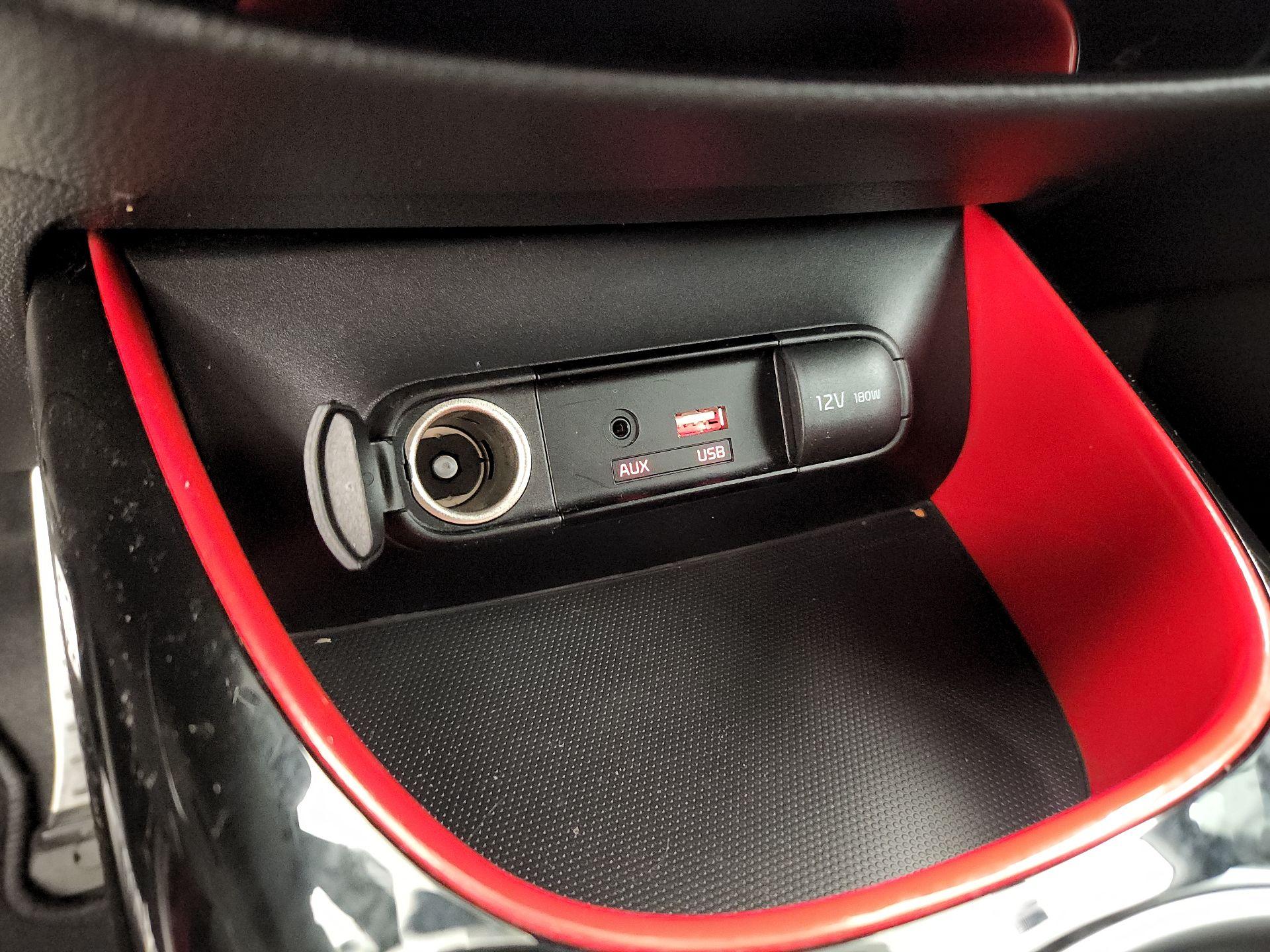 Thumbnail: 2019 Kia Soul - 18