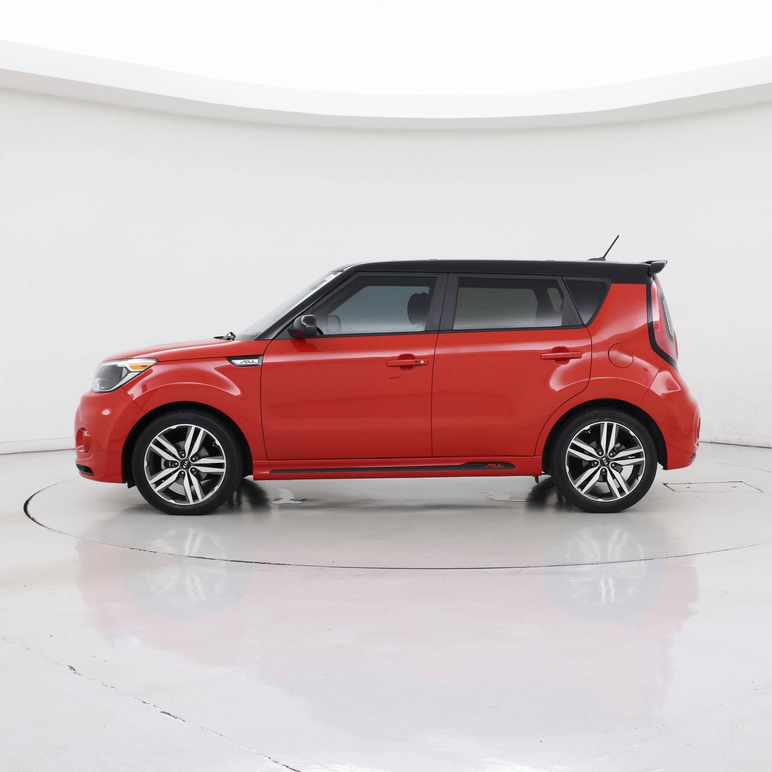 Thumbnail: 2019 Kia Soul - 3