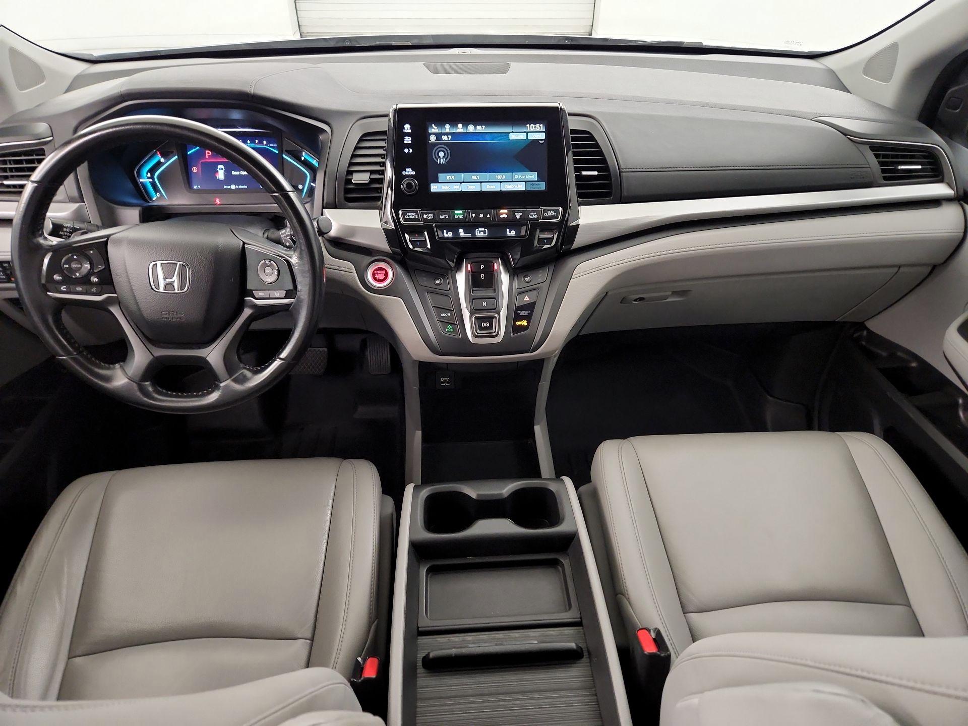 Thumbnail: 2018 Honda Odyssey - 9