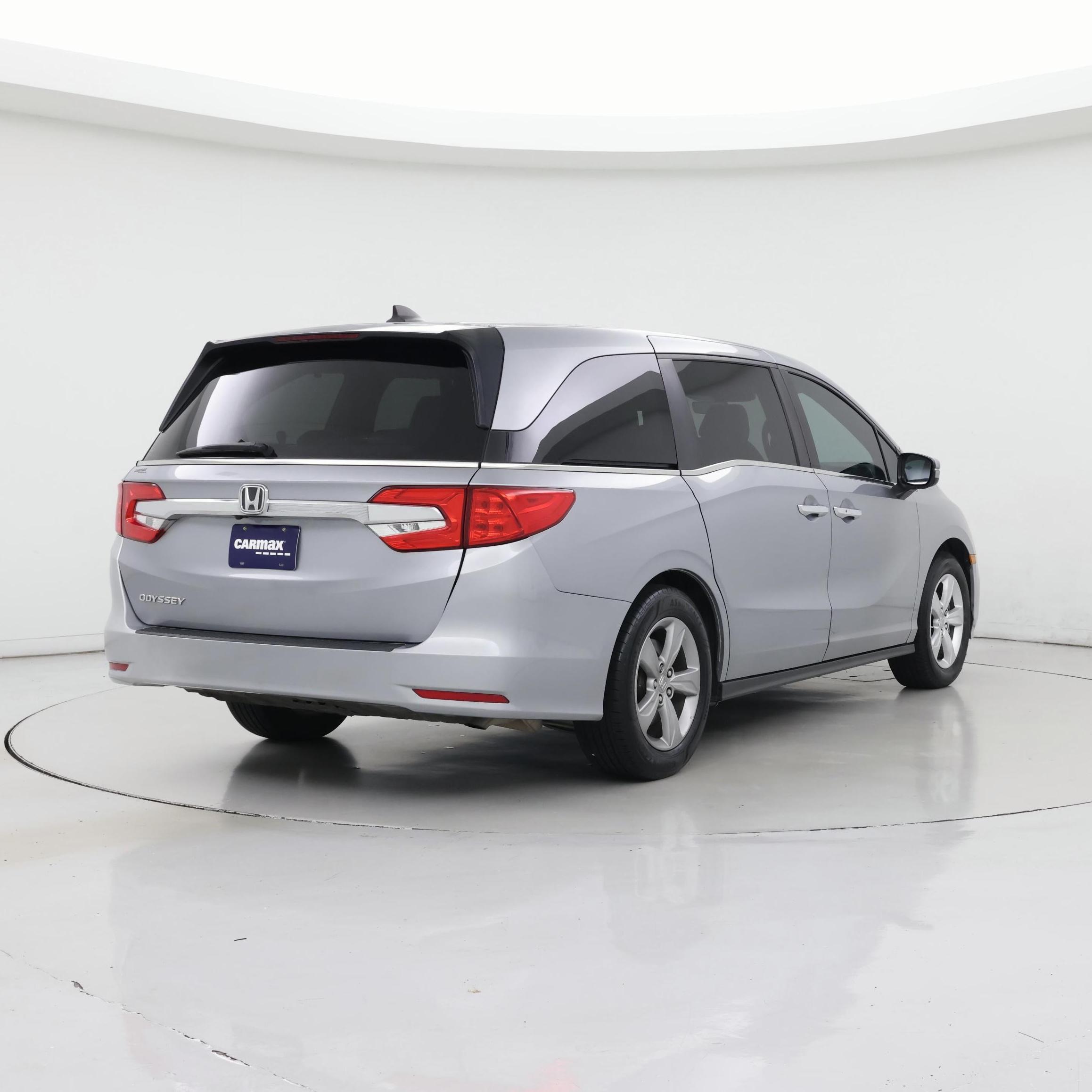 Thumbnail: 2018 Honda Odyssey - 8