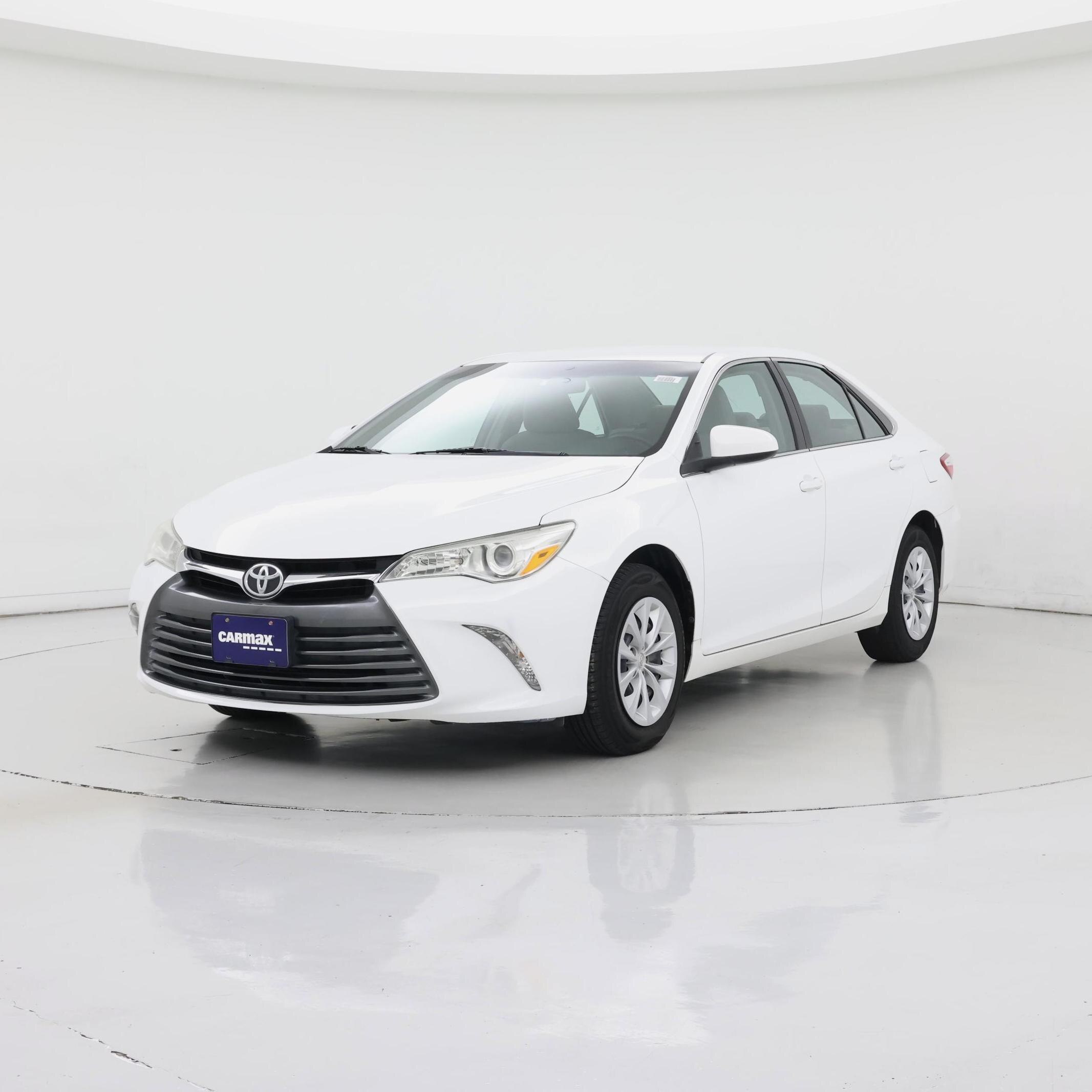 Thumbnail: 2017 Toyota Camry - 4