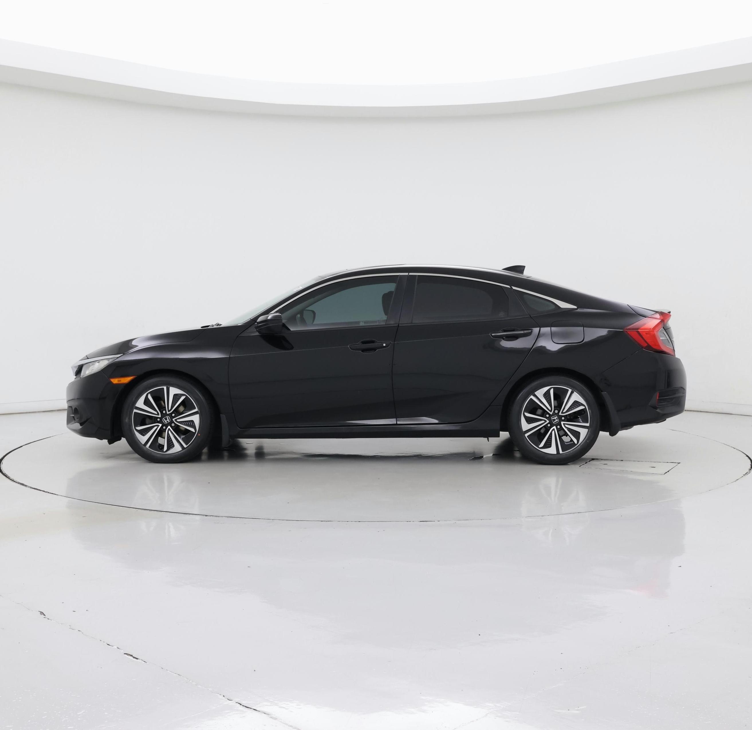 Thumbnail: 2017 Honda Civic - 3