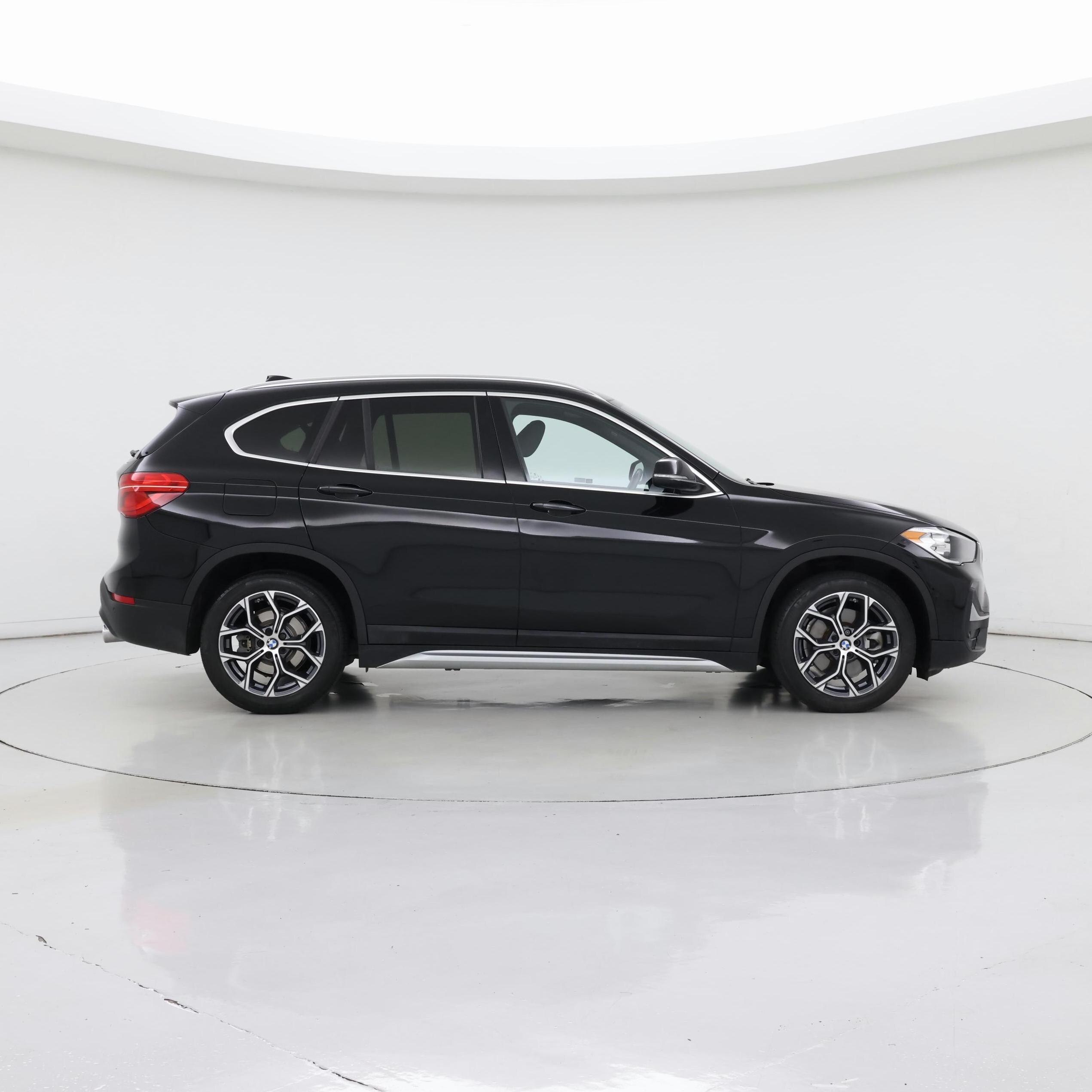 Thumbnail: 2021 BMW X1 - 7