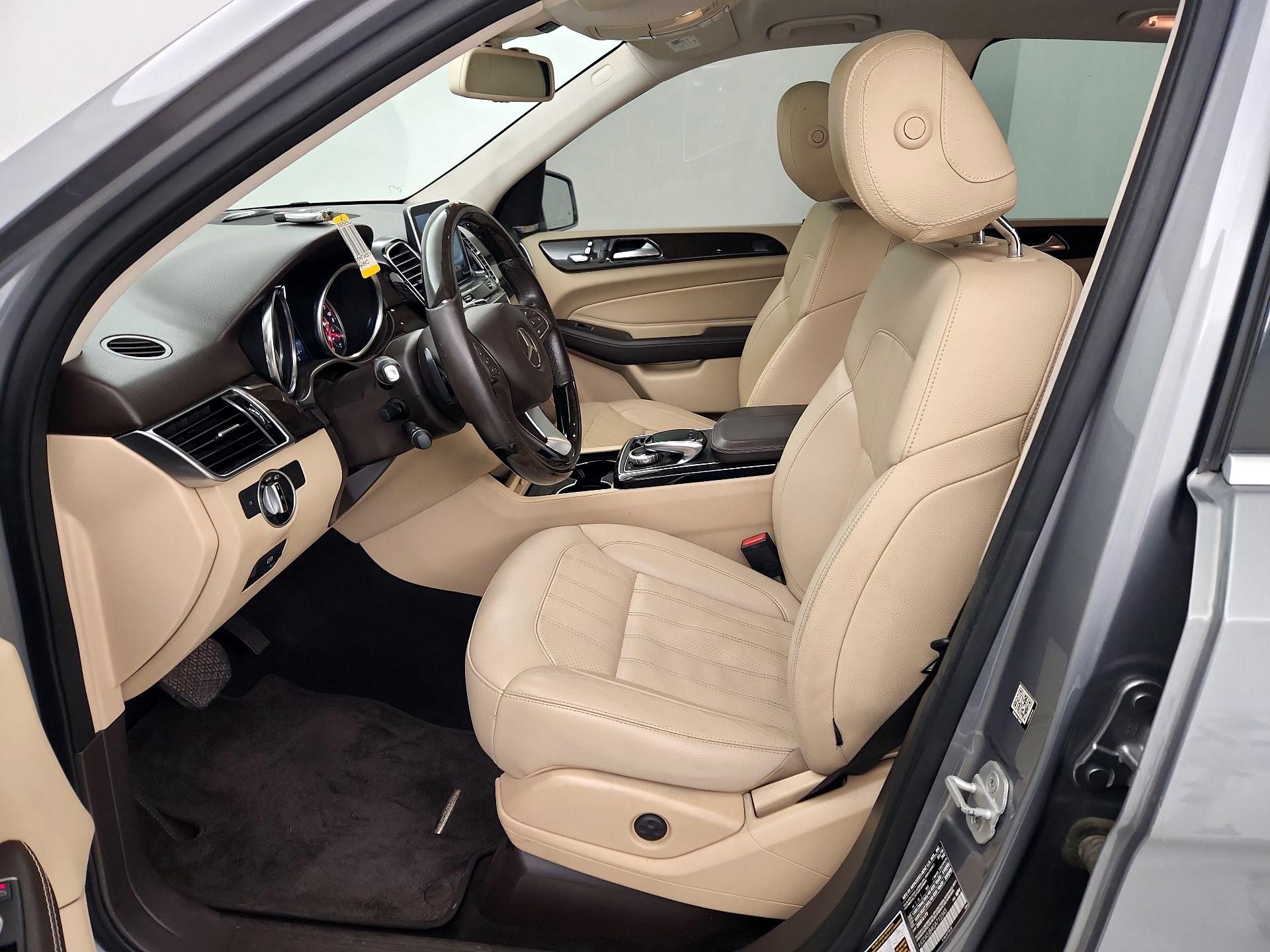 Thumbnail: 2016 Mercedes-Benz GLE - 11