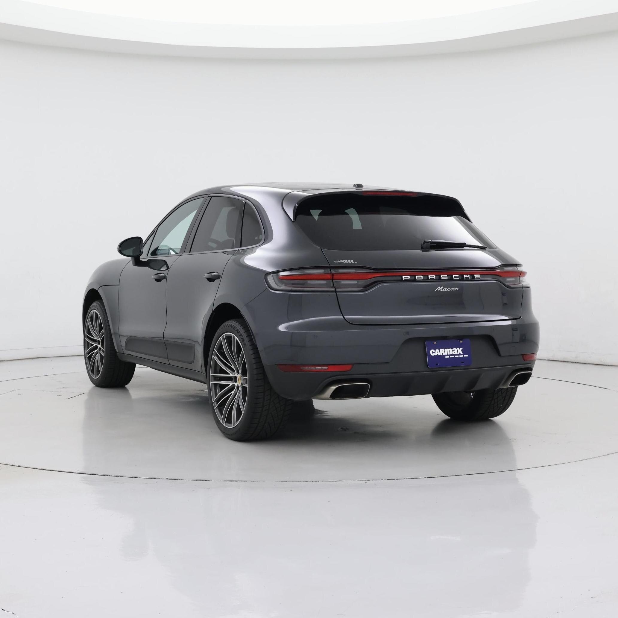 Thumbnail: 2020 Porsche Macan - 2