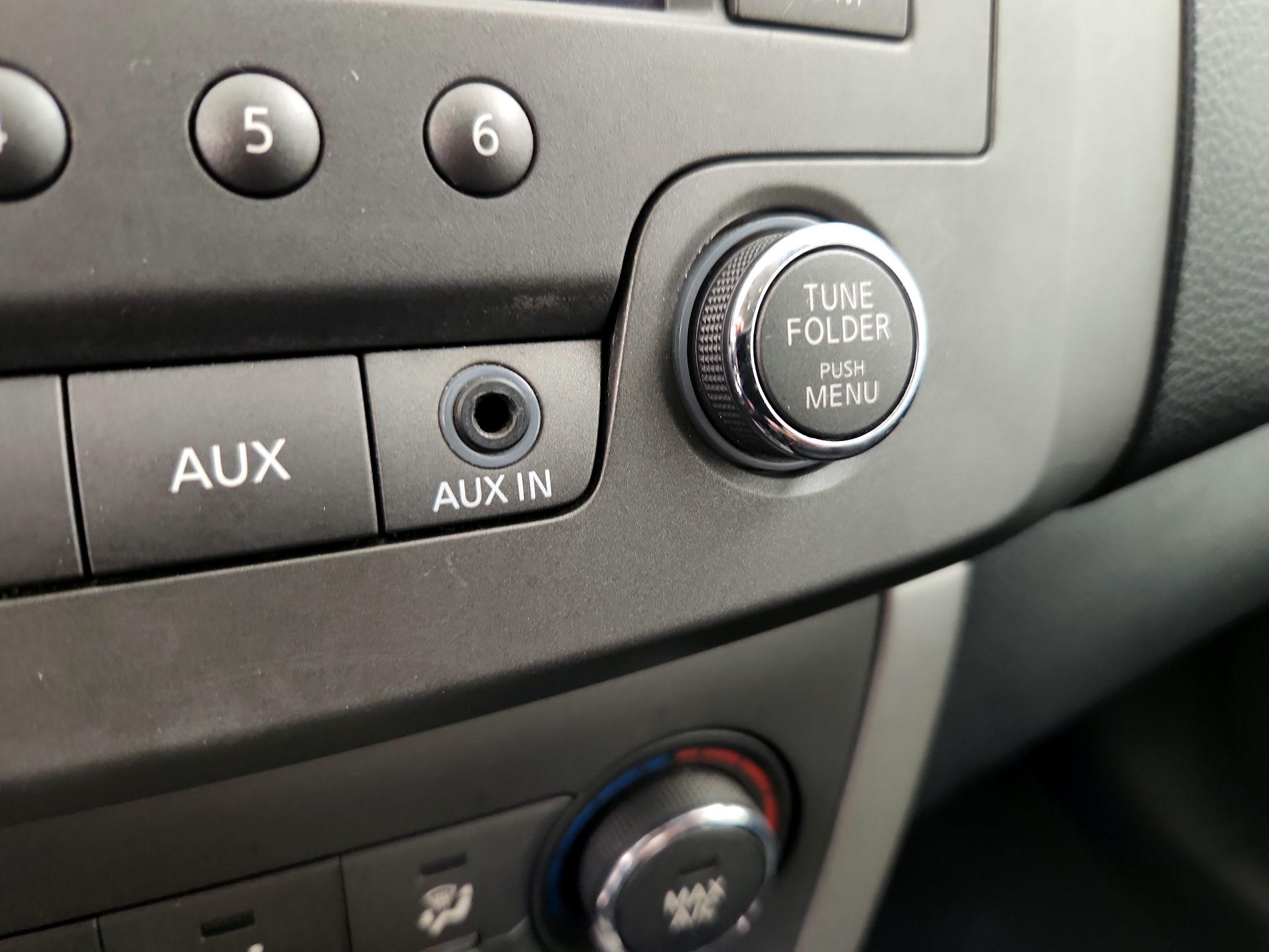 Thumbnail: 2014 Nissan Sentra - 17