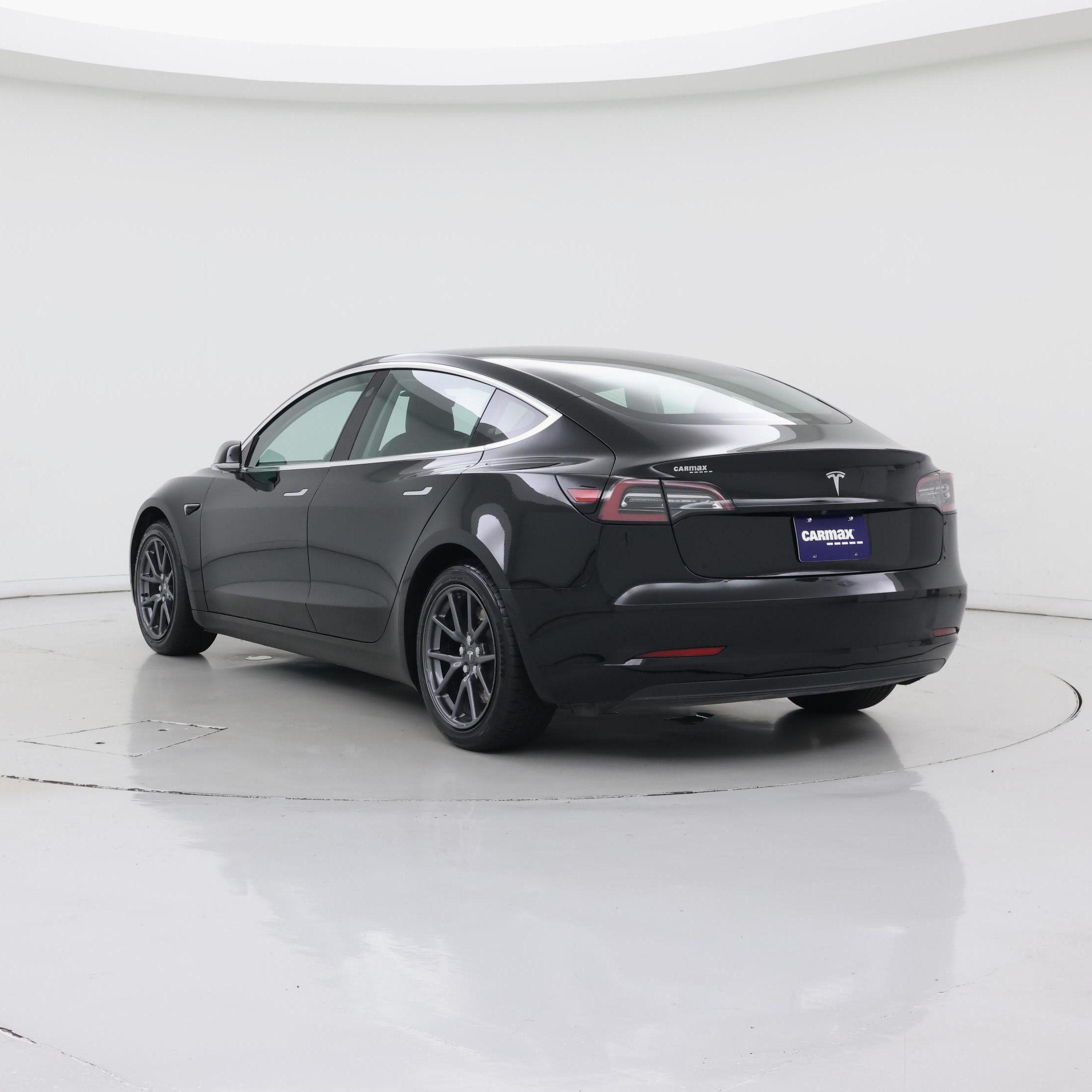 Thumbnail: 2019 Tesla Model 3 - 2