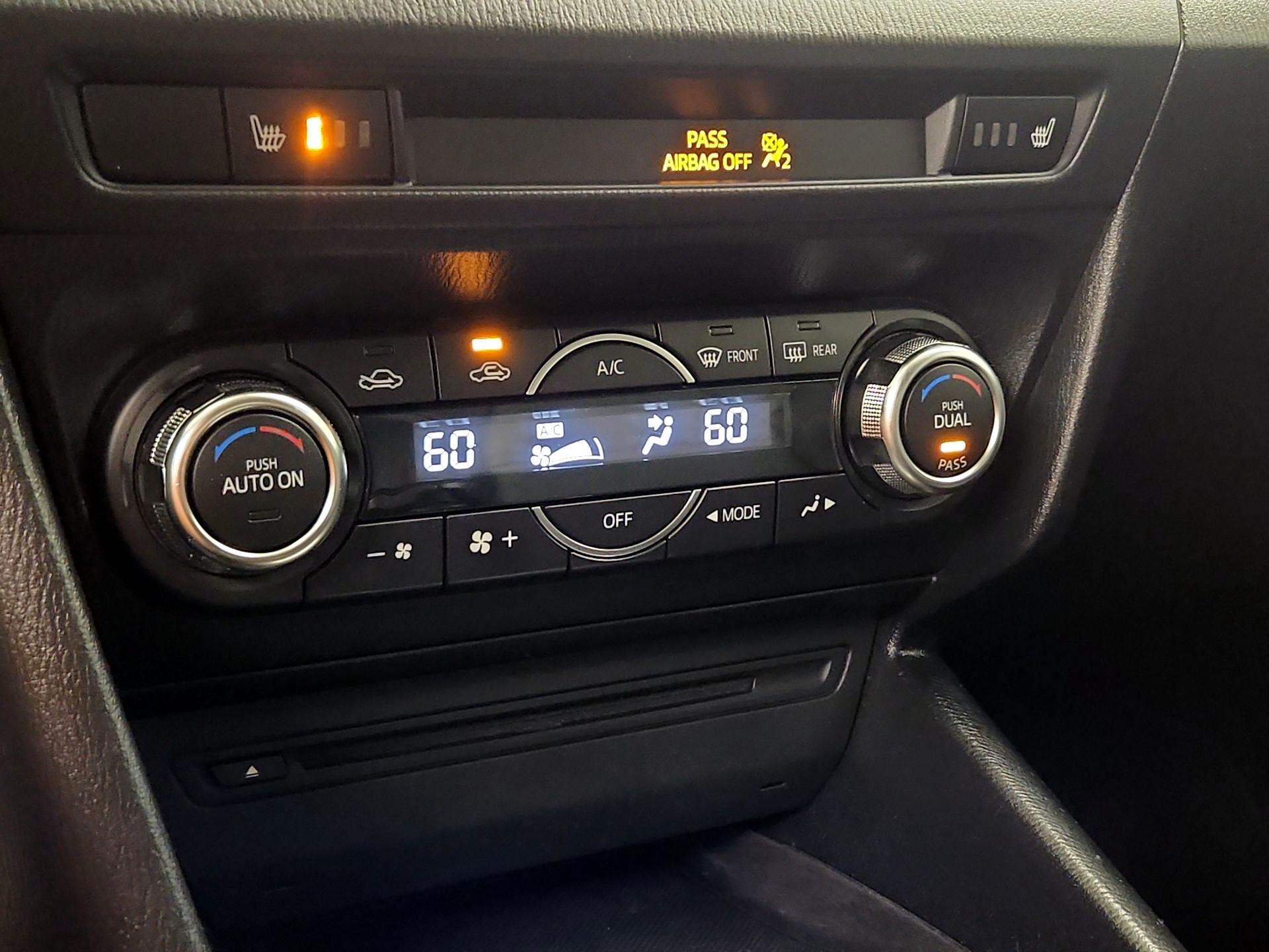 Thumbnail: 2015 Mazda Mazda3 - 17