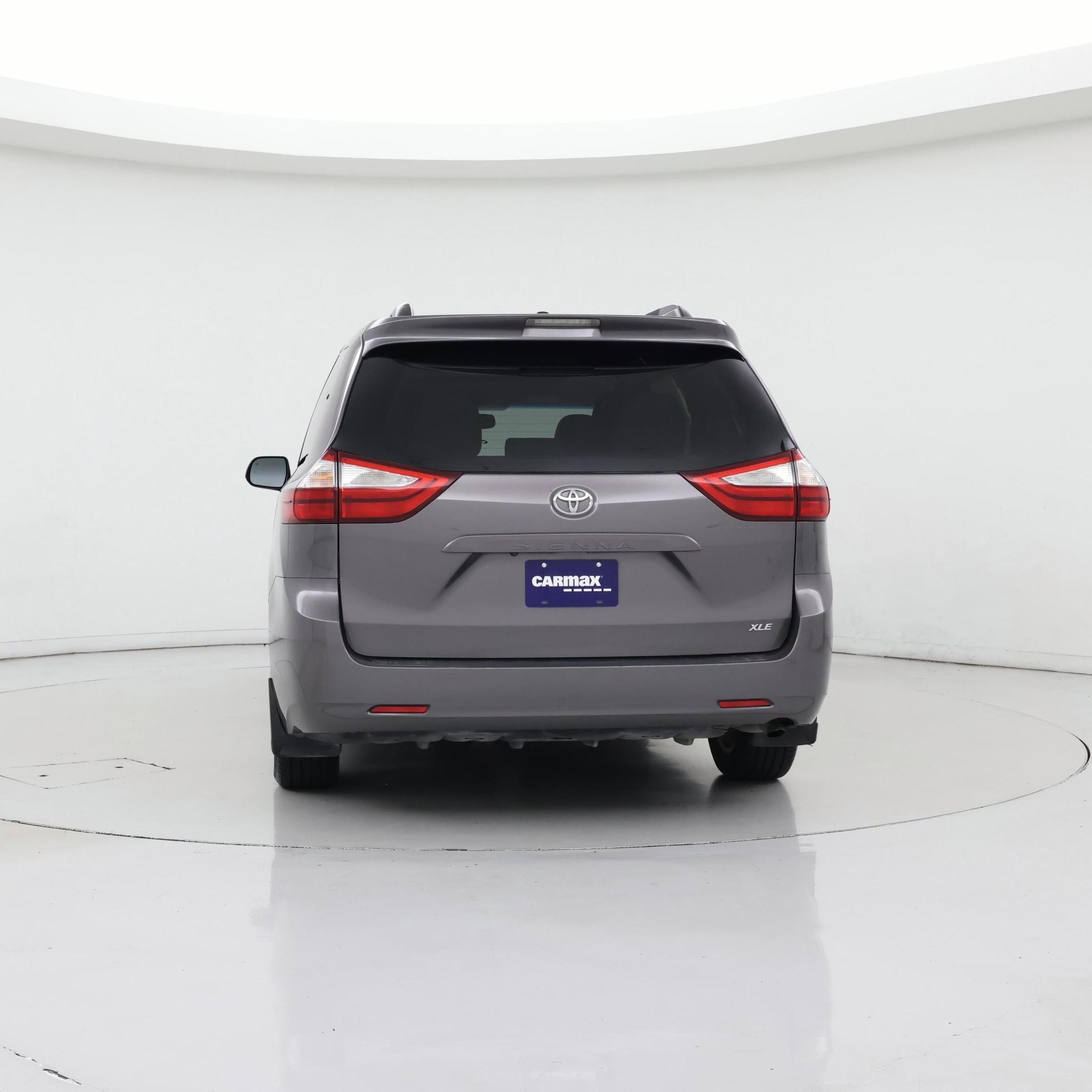 Thumbnail: 2015 Toyota Sienna - 6