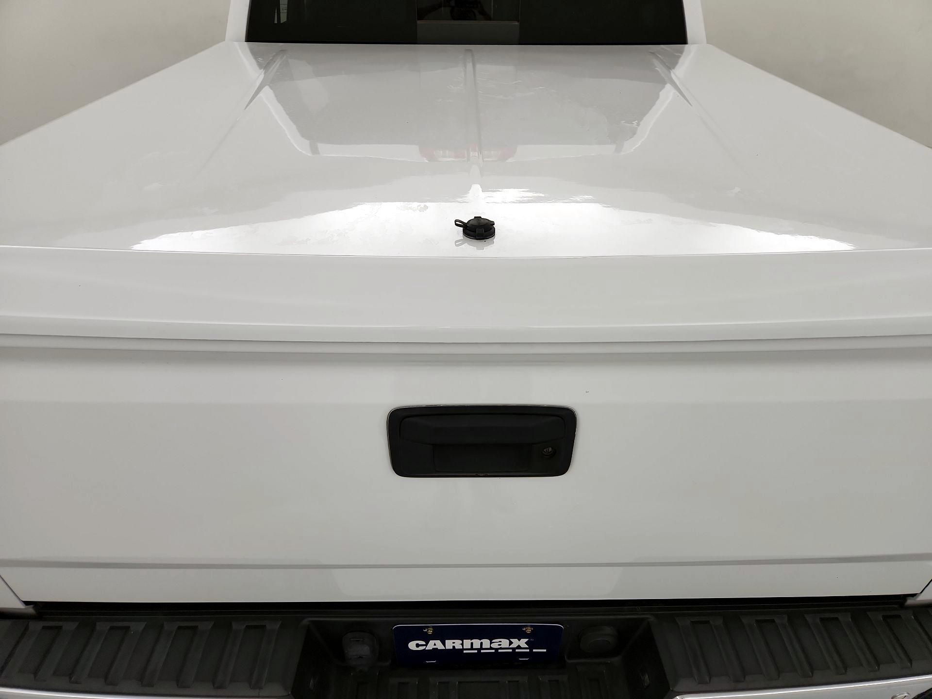 Thumbnail: 2017 Chevrolet Silverado 1500 - 20