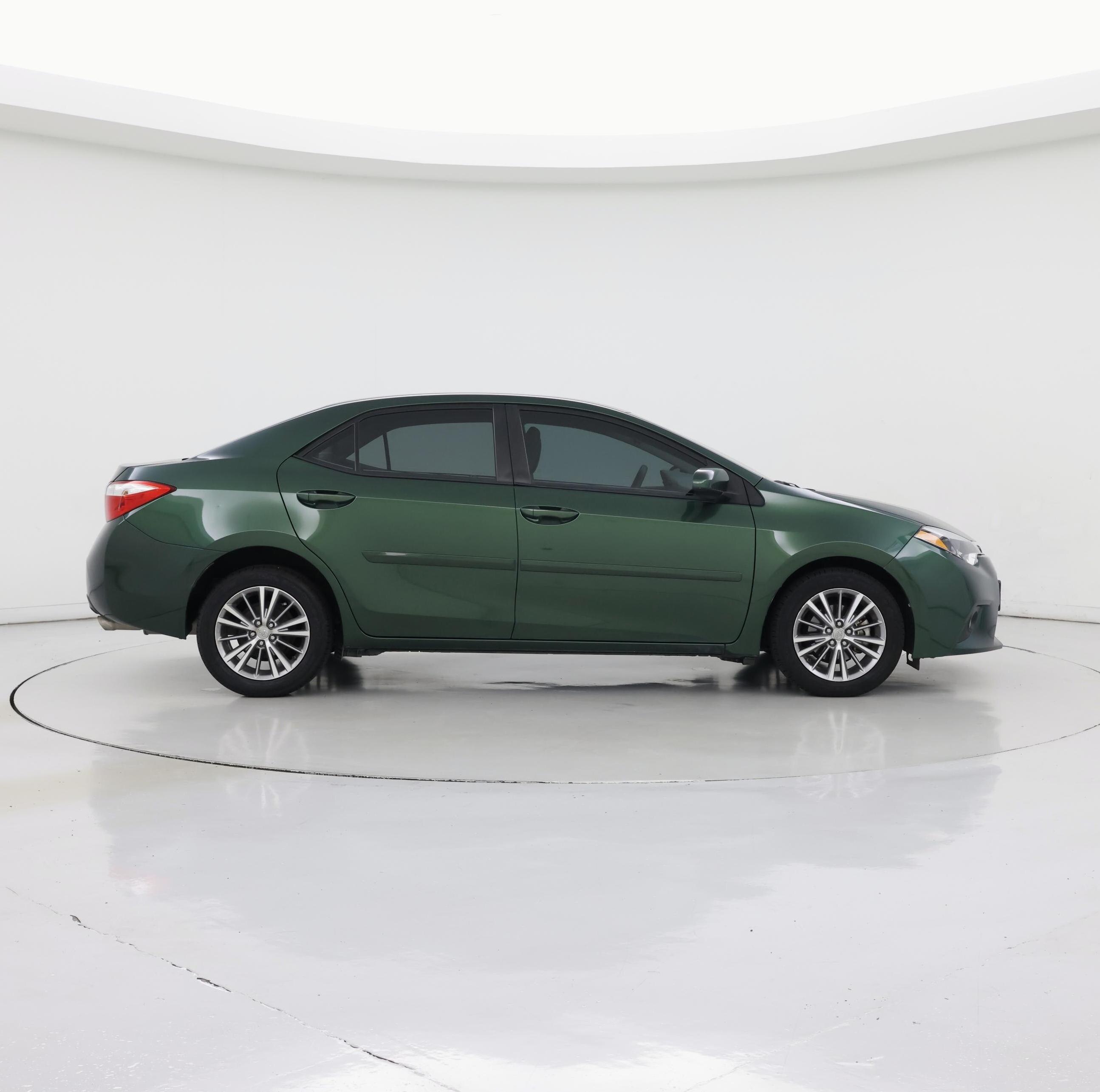 Thumbnail: 2014 Toyota Corolla - 7