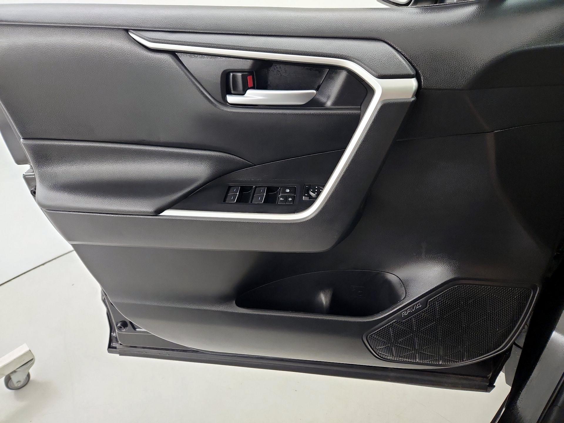 Thumbnail: 2023 Toyota RAV4 - 12