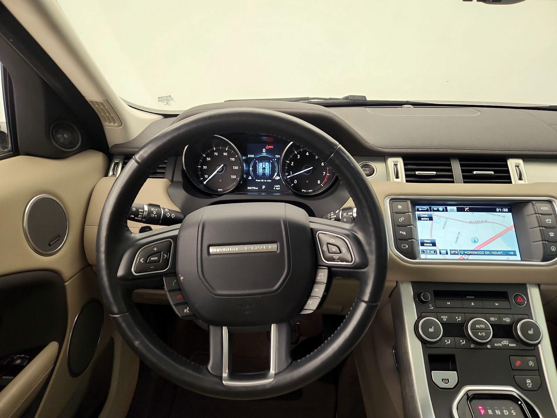 Thumbnail: 2016 Land Rover Range Rover Evoque - 10