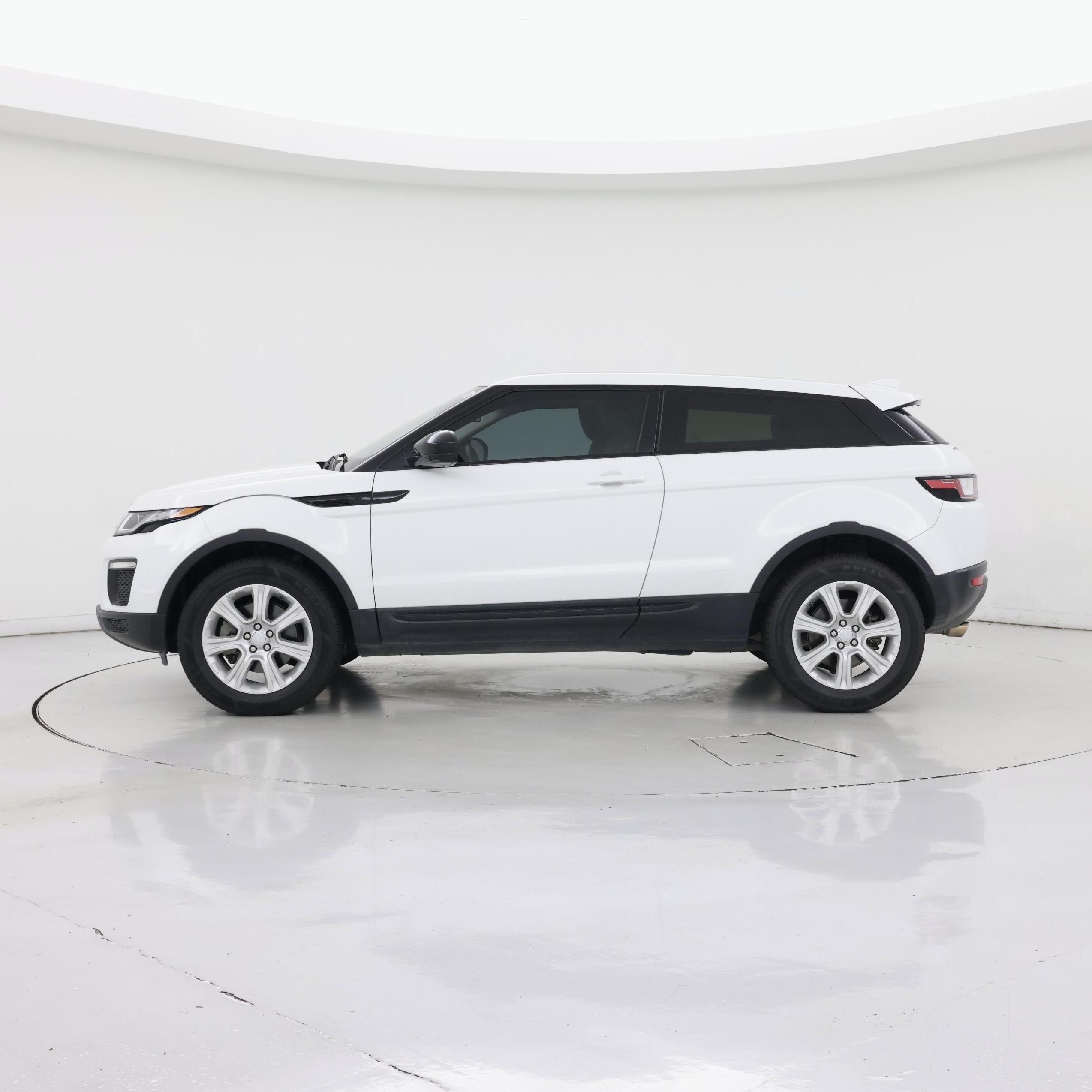 Thumbnail: 2016 Land Rover Range Rover Evoque - 3