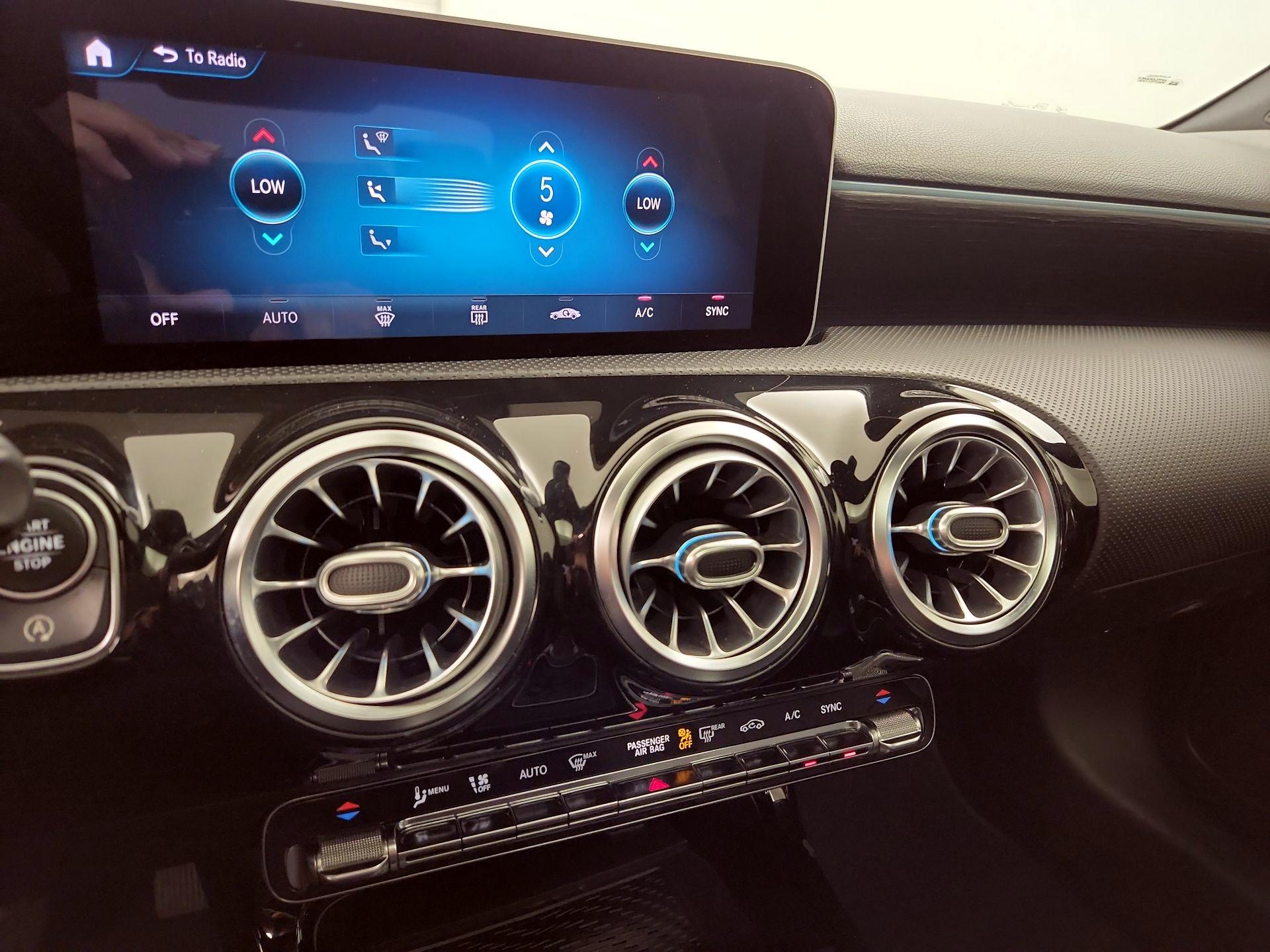 Thumbnail: 2019 Mercedes-Benz A-Class - 16
