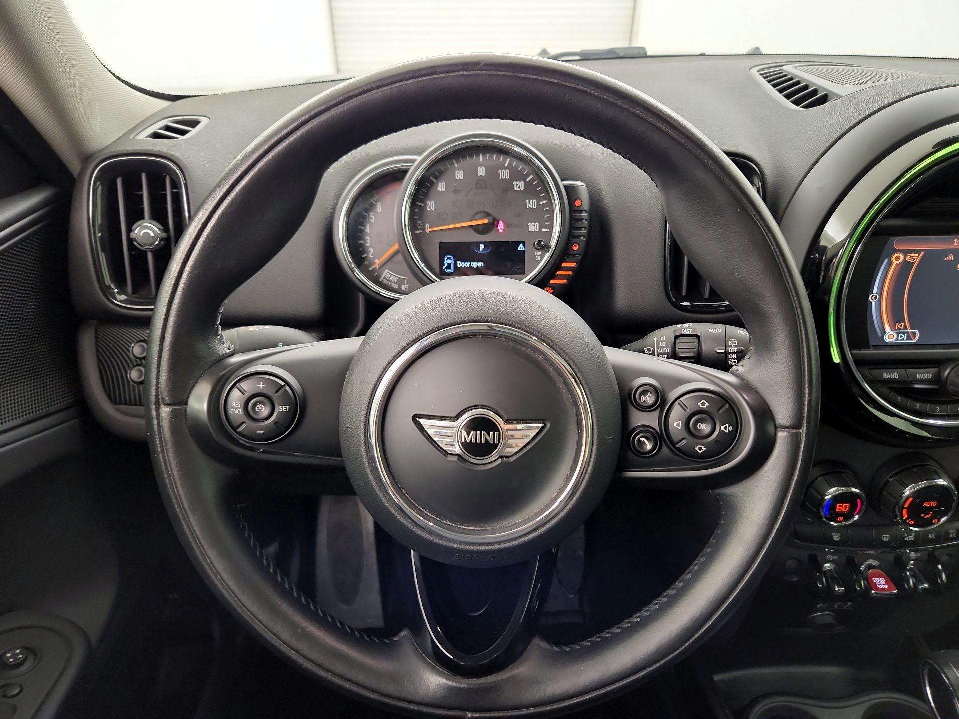 Thumbnail: 2017 MINI Cooper Countryman - 10