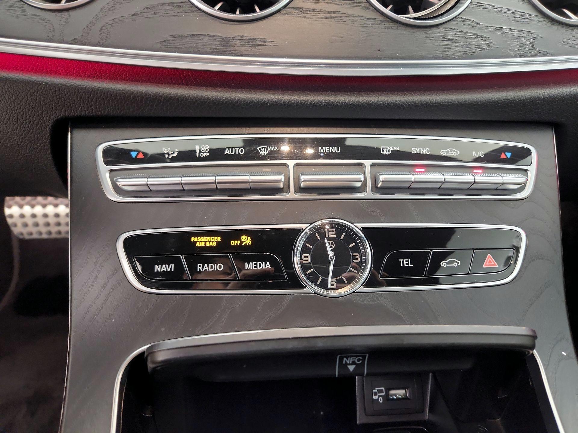 Thumbnail: 2020 Mercedes-Benz E-Class - 16
