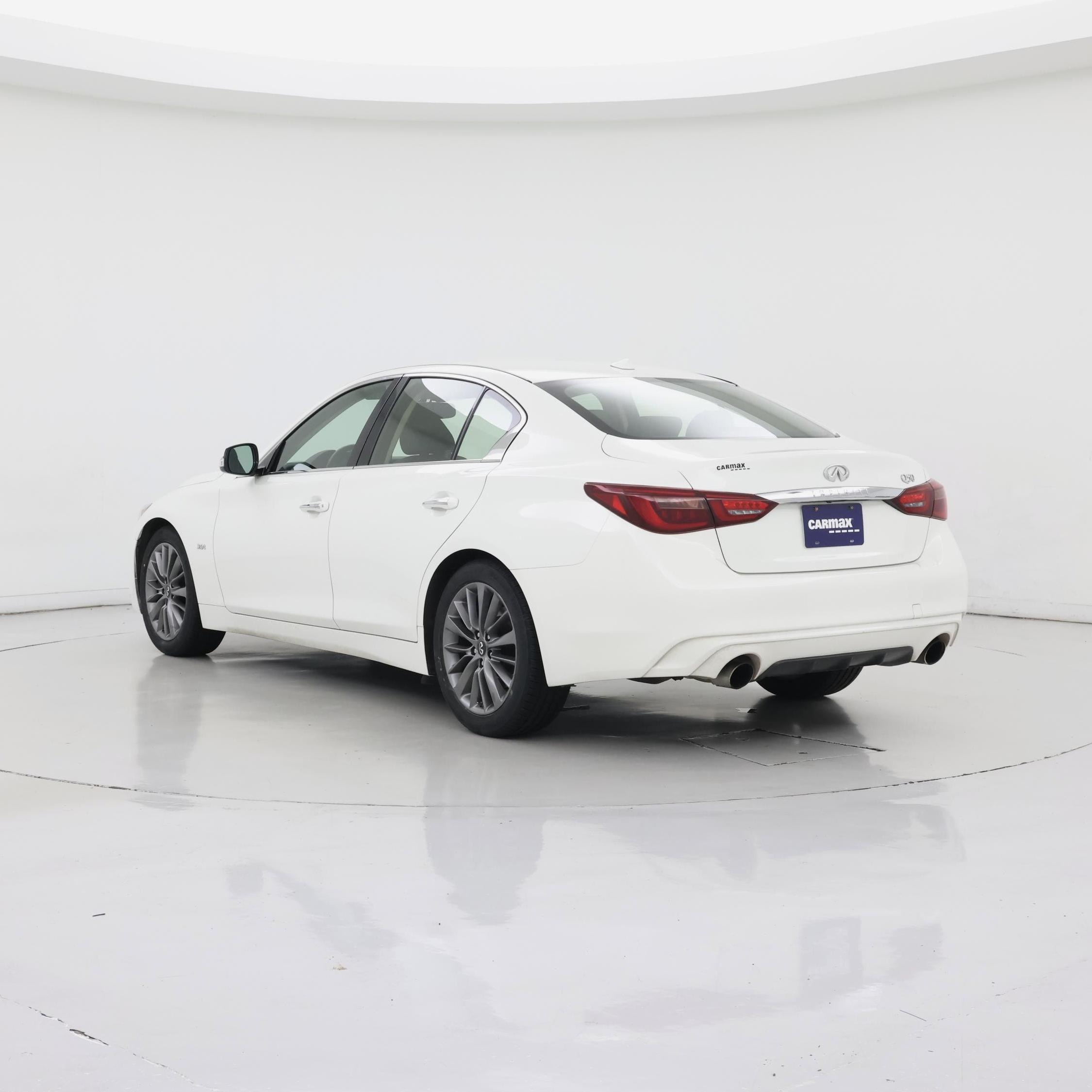 Thumbnail: 2018 INFINITI Q50 - 2
