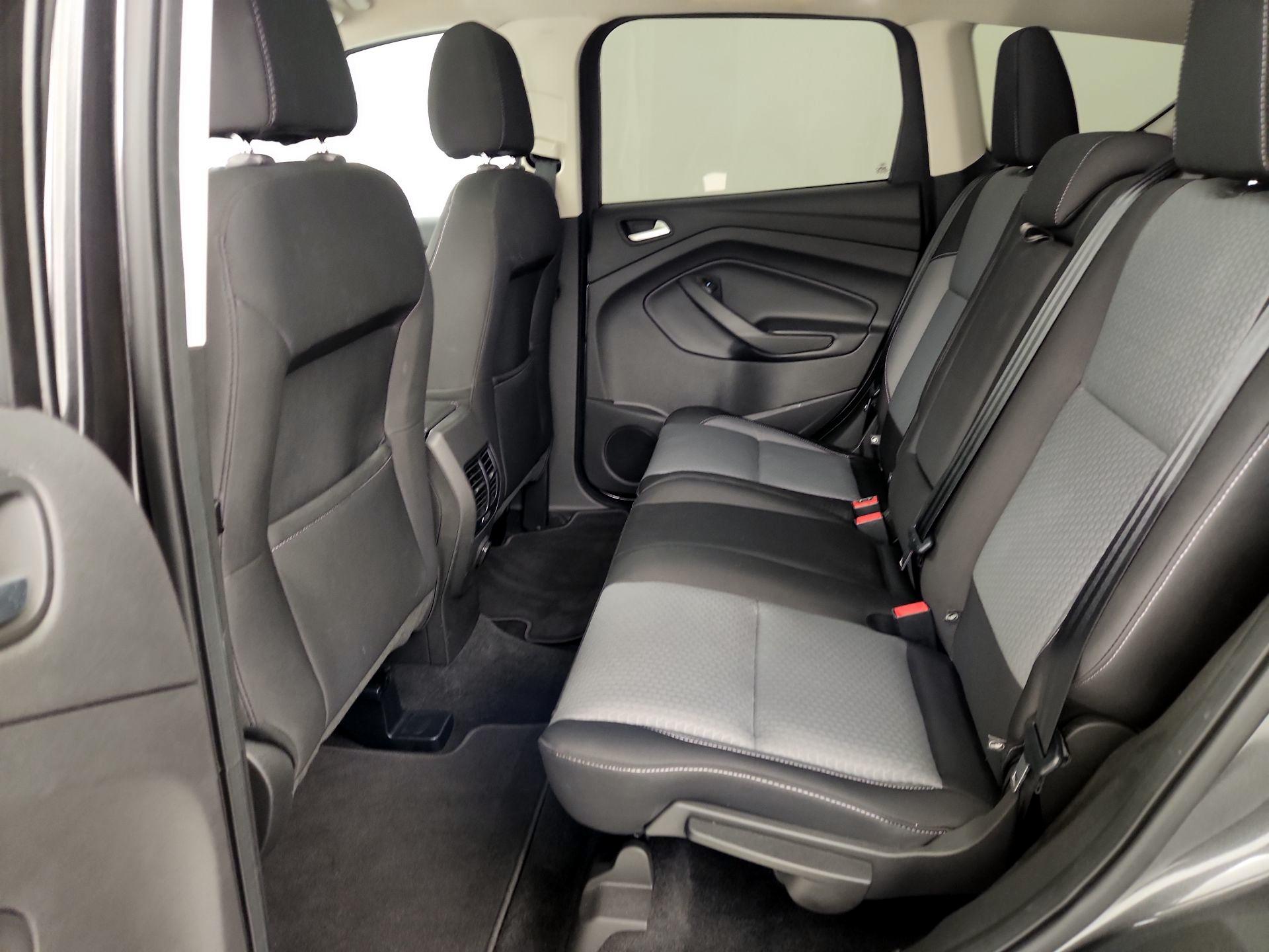 Thumbnail: 2017 Ford Escape - 20