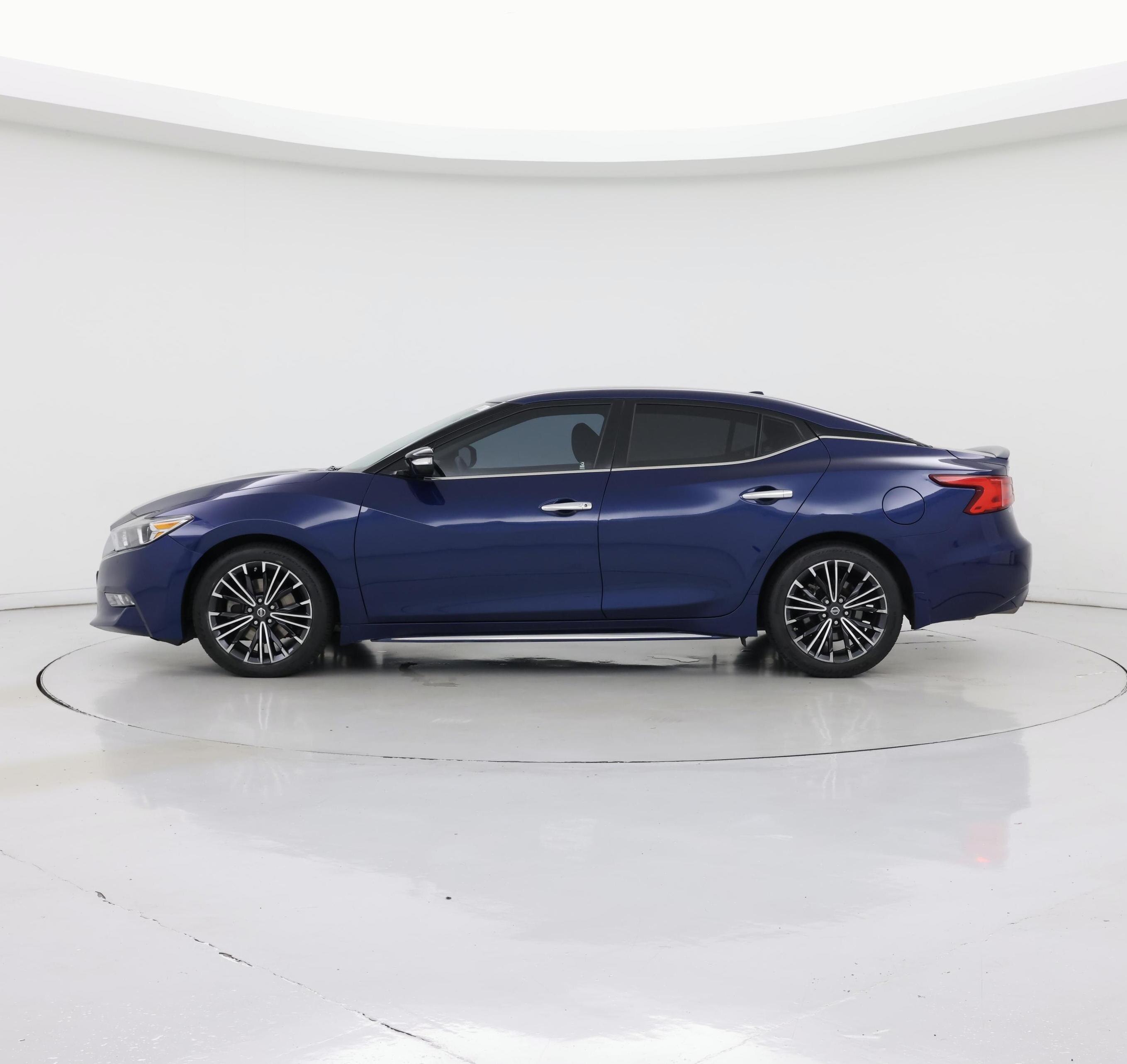 Thumbnail: 2017 Nissan Maxima - 3