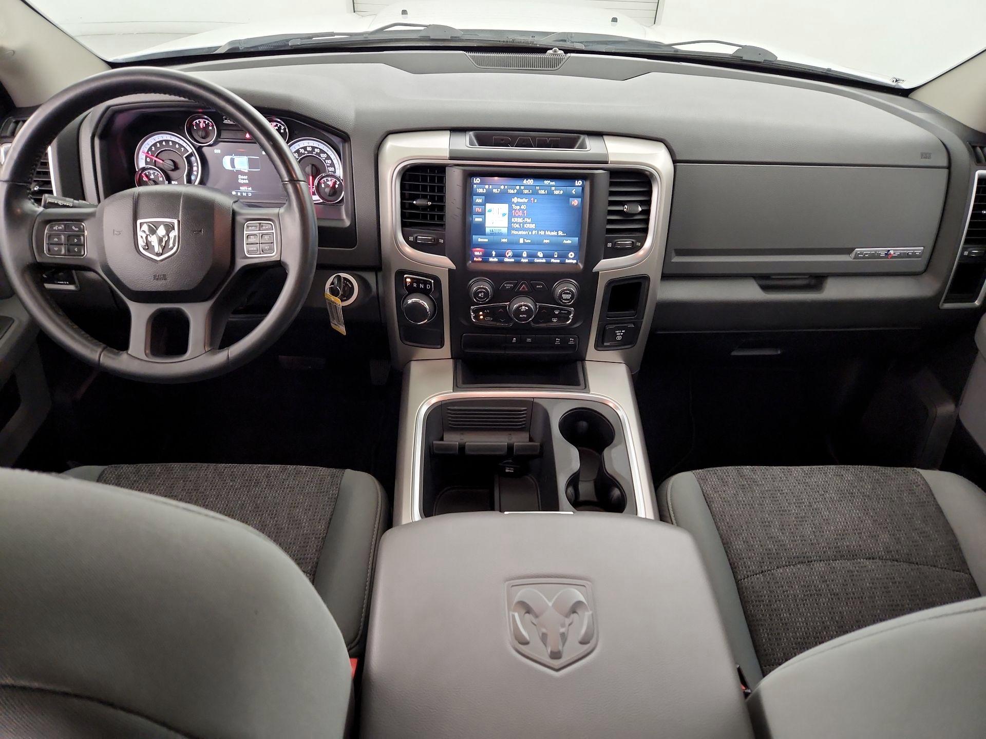Thumbnail: 2019 RAM 1500 Classic - 9
