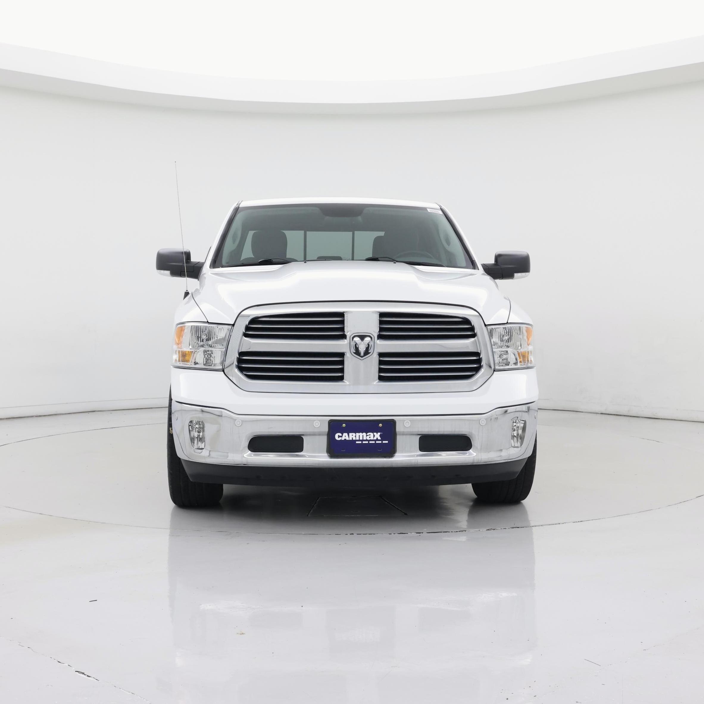 Thumbnail: 2019 RAM 1500 Classic - 5