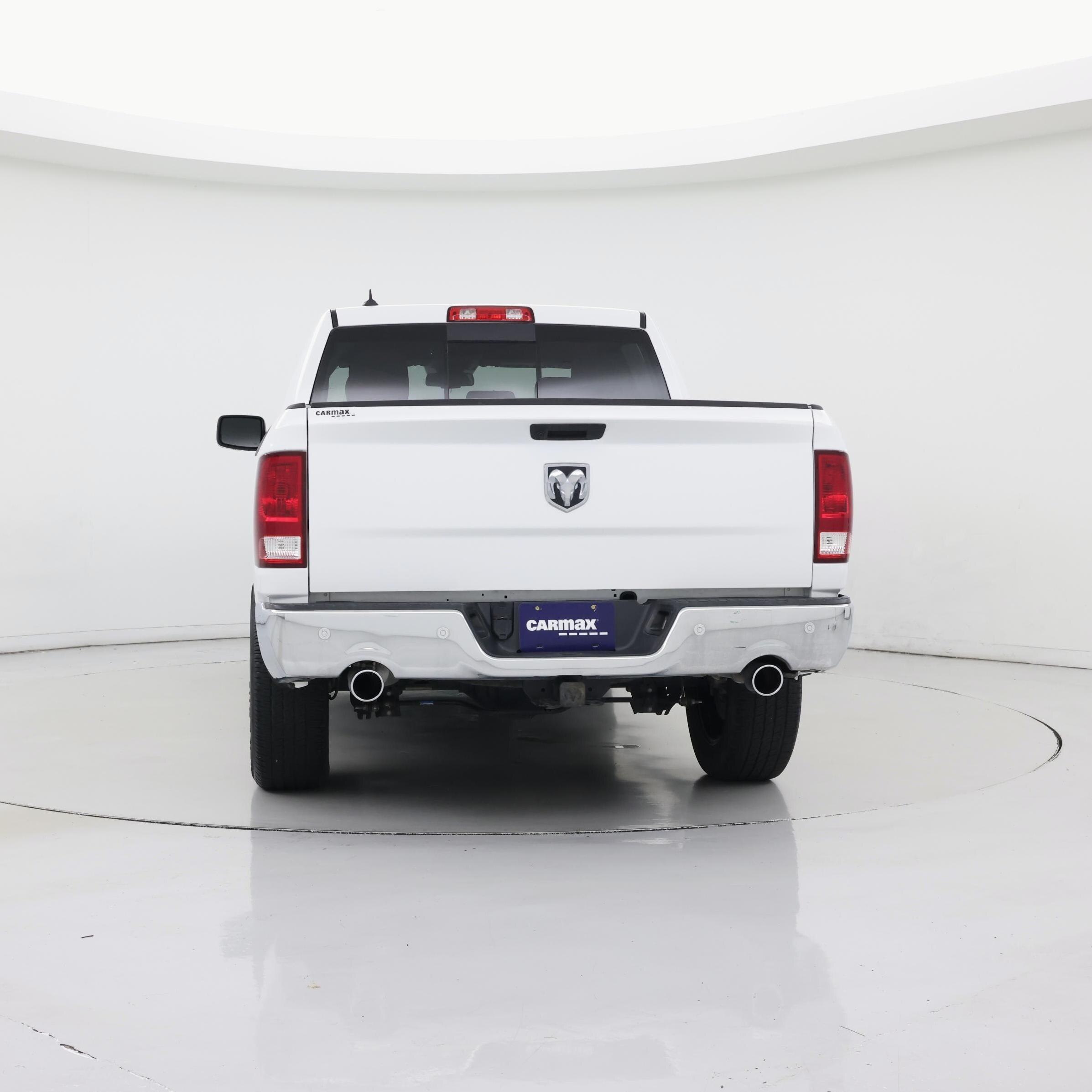 Thumbnail: 2019 RAM 1500 Classic - 6