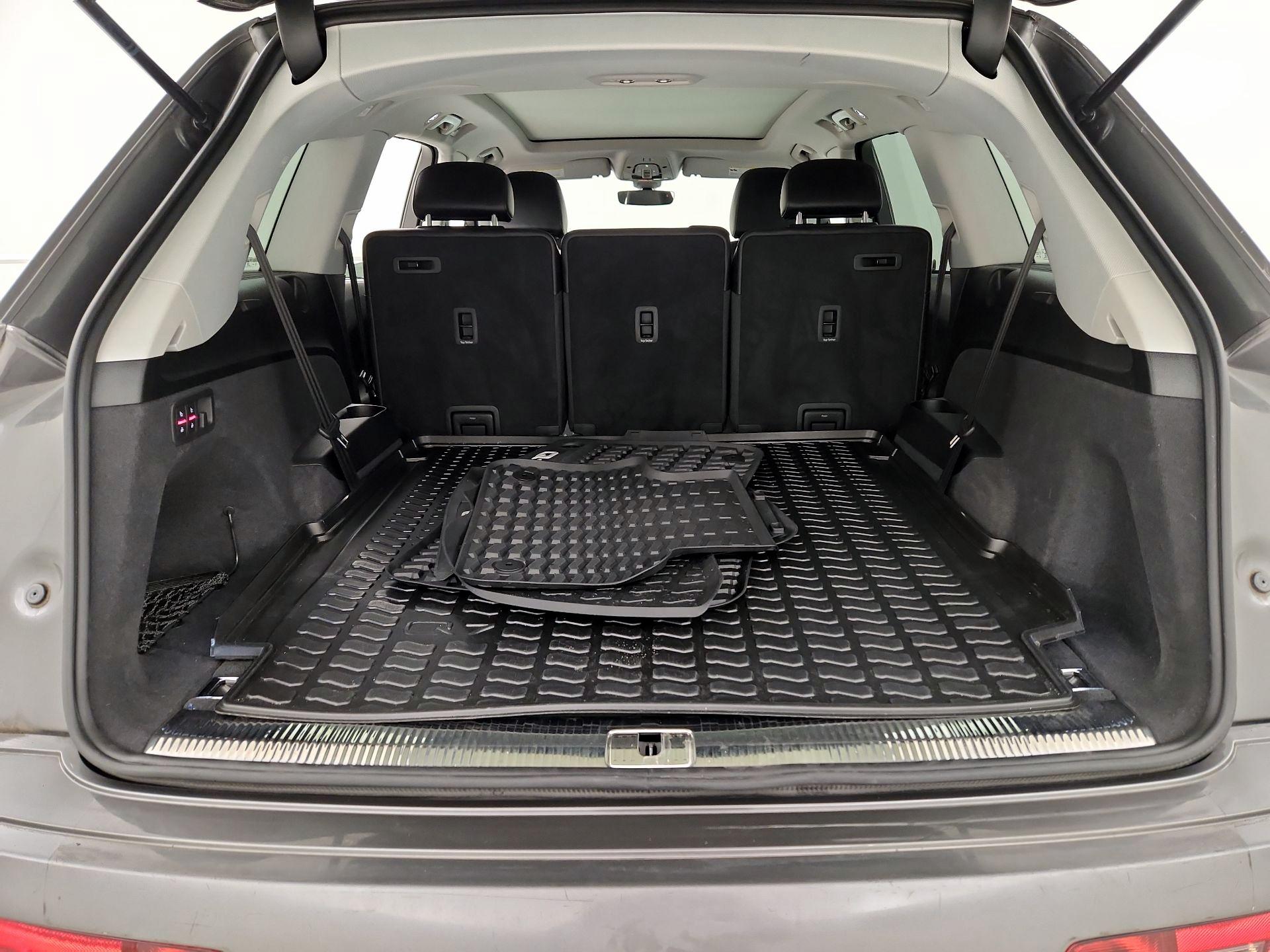 Thumbnail: 2019 Audi Q7 - 20