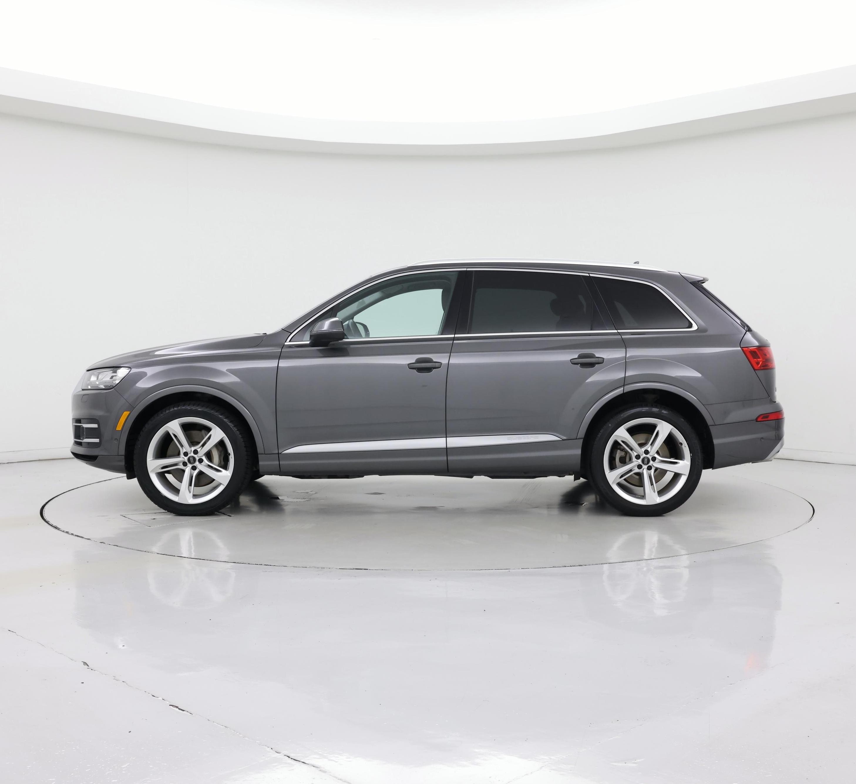 Thumbnail: 2019 Audi Q7 - 3