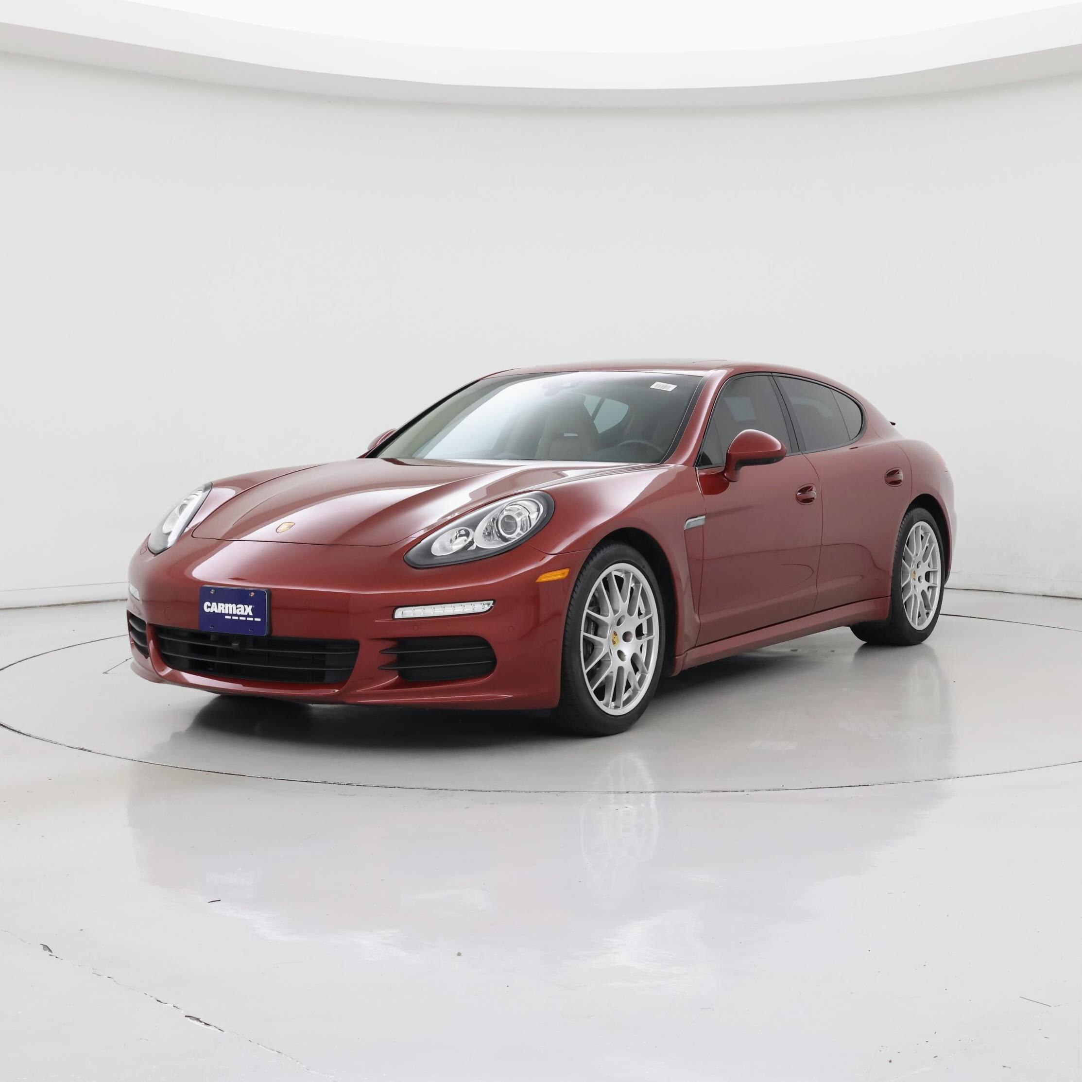 Thumbnail: 2016 Porsche Panamera - 4