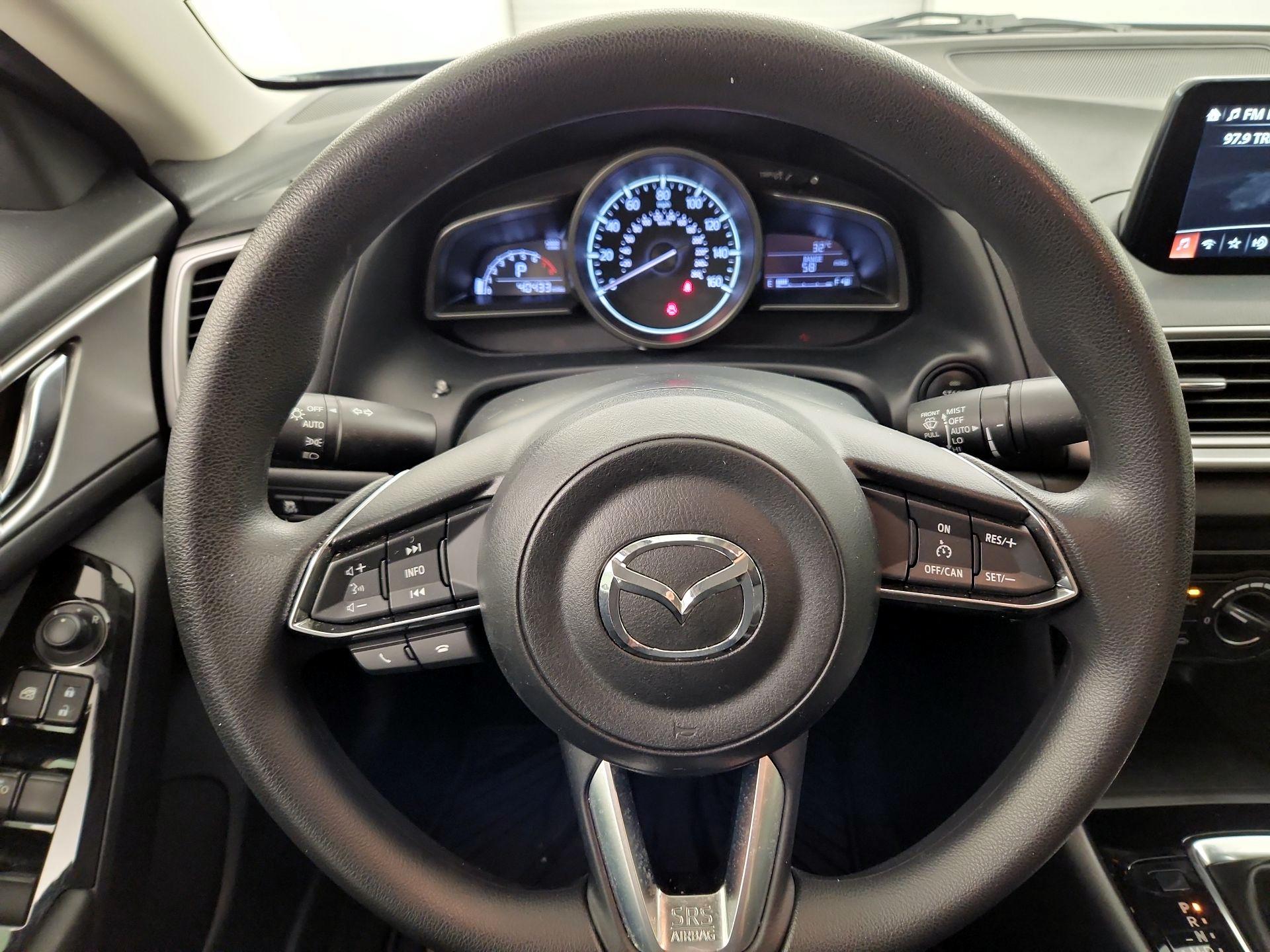 Thumbnail: 2017 Mazda Mazda3 - 10