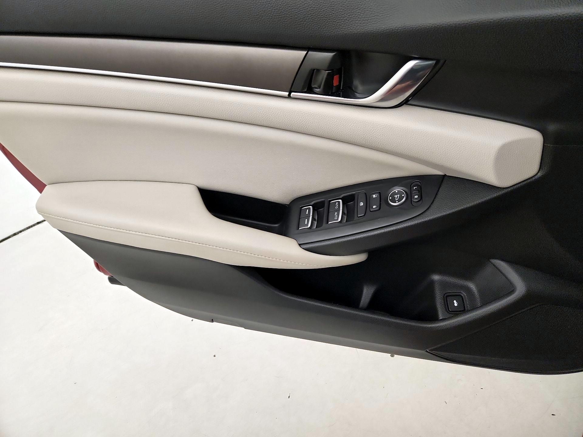 Thumbnail: 2022 Honda Accord - 12