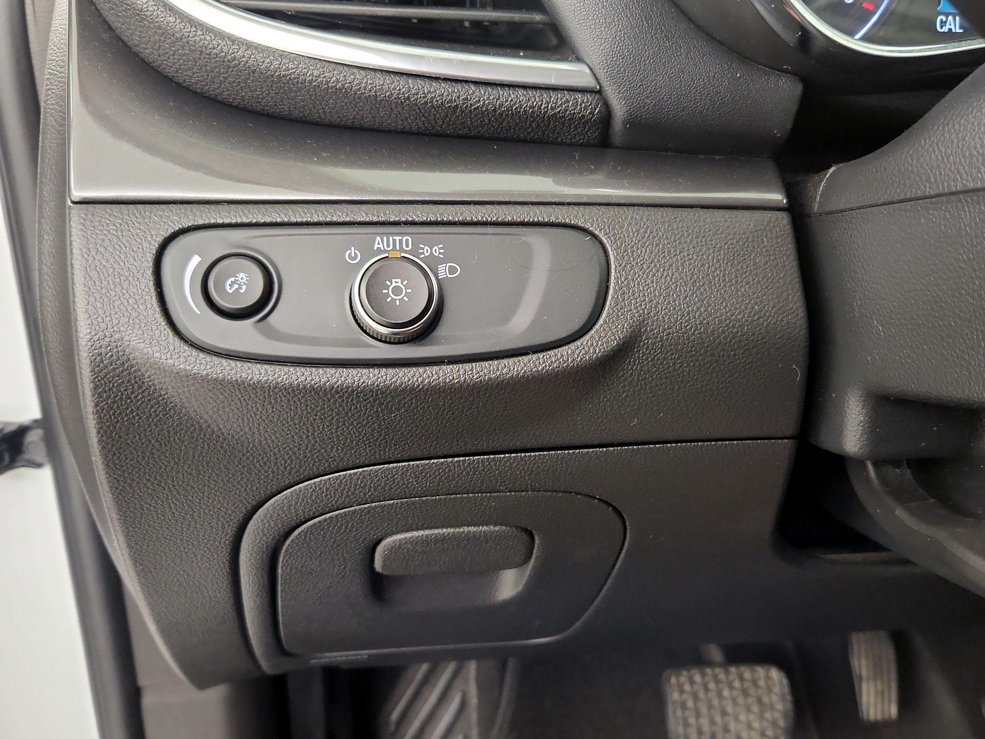 Thumbnail: 2018 Buick Encore - 13