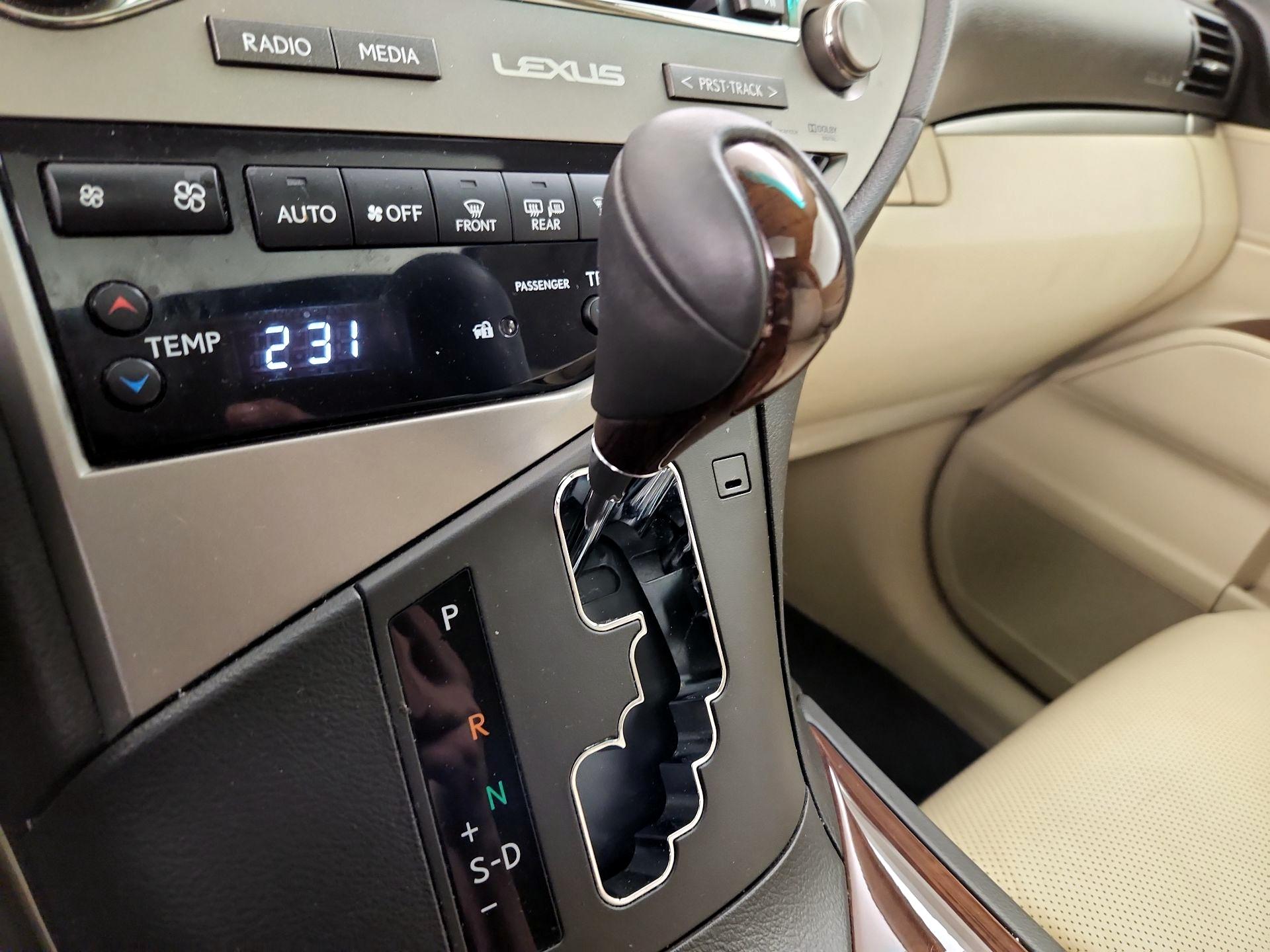 Thumbnail: 2015 Lexus RX - 18