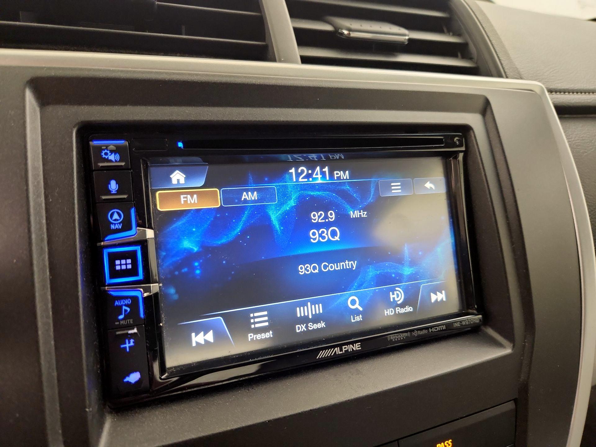 Thumbnail: 2016 Toyota Camry - 16
