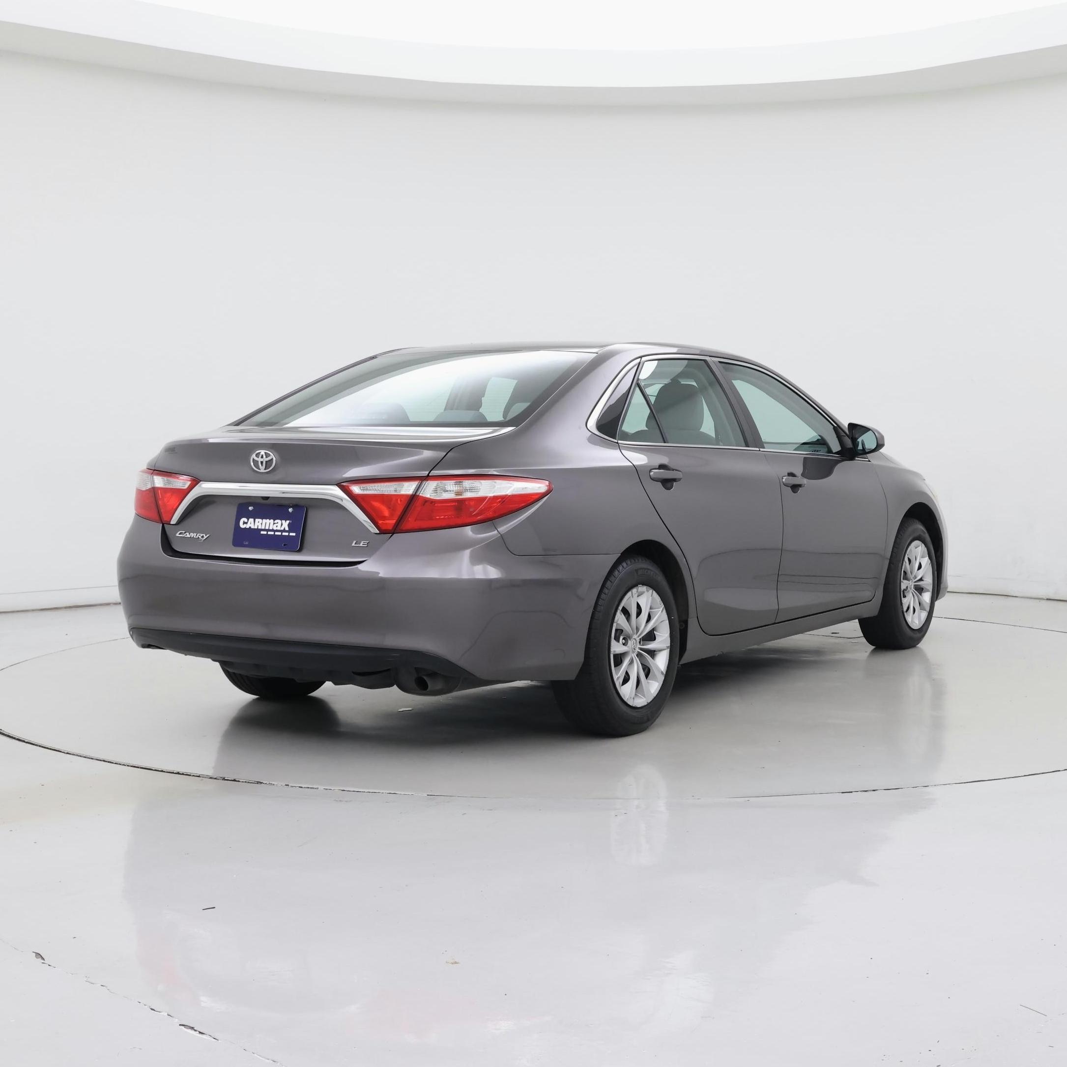 Thumbnail: 2016 Toyota Camry - 8