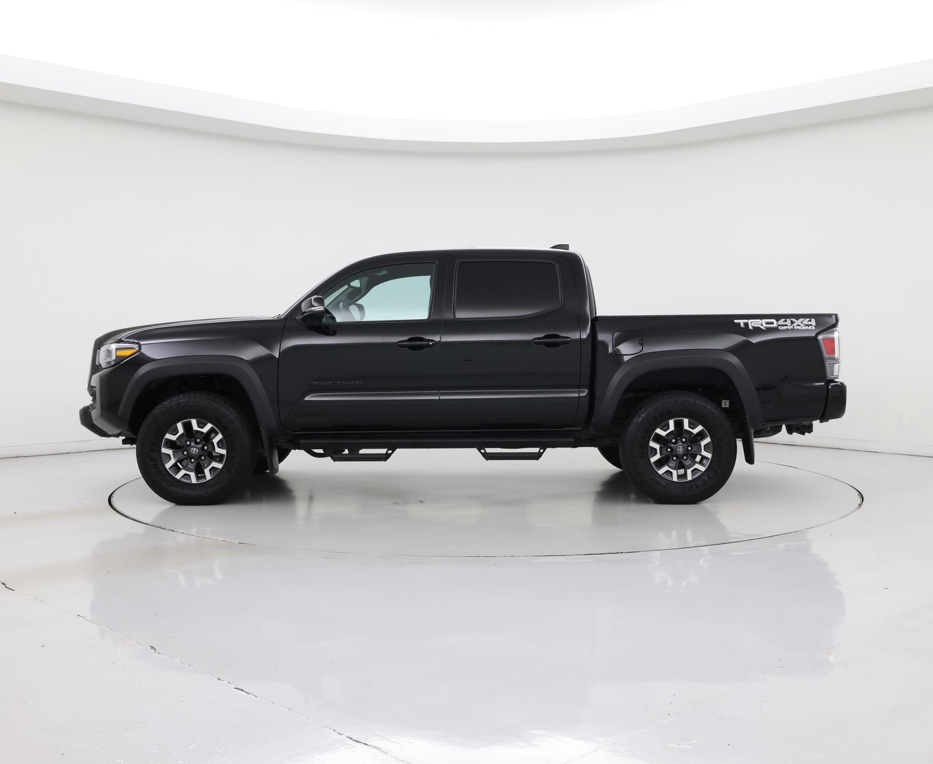 Thumbnail: 2023 Toyota Tacoma - 3