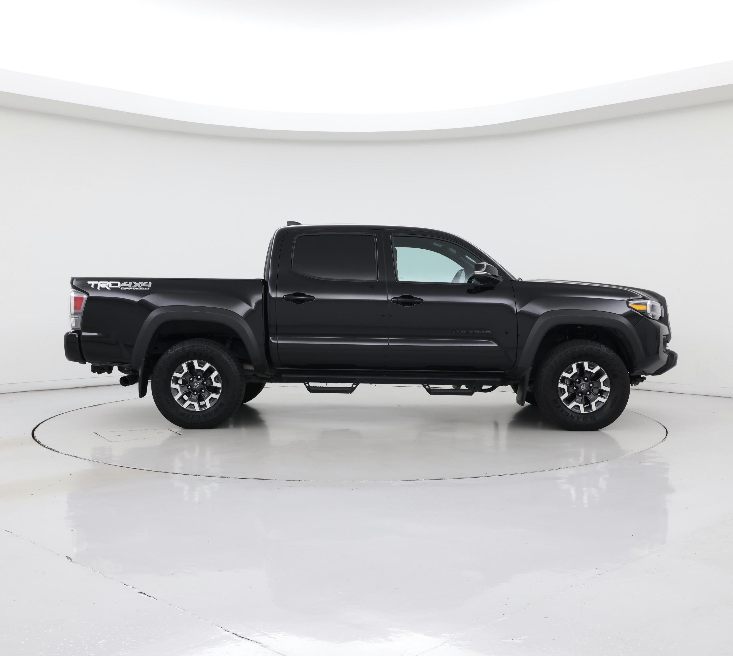 Thumbnail: 2023 Toyota Tacoma - 7