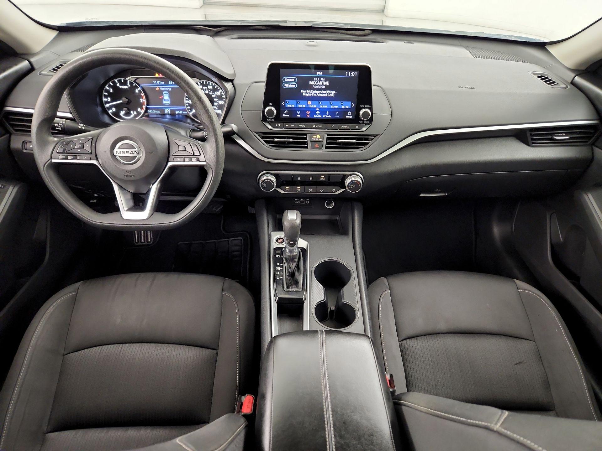 Thumbnail: 2019 Nissan Altima - 9