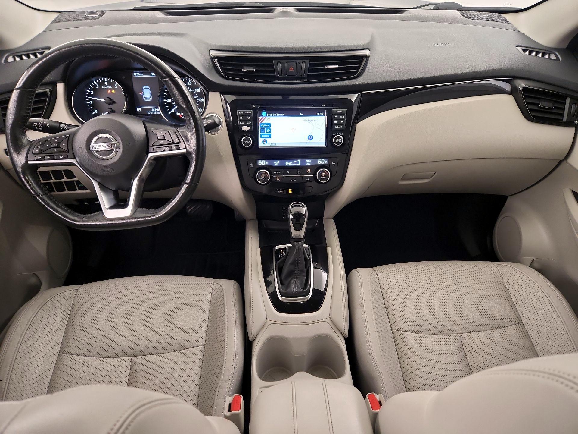 Thumbnail: 2018 Nissan Rogue Sport - 9